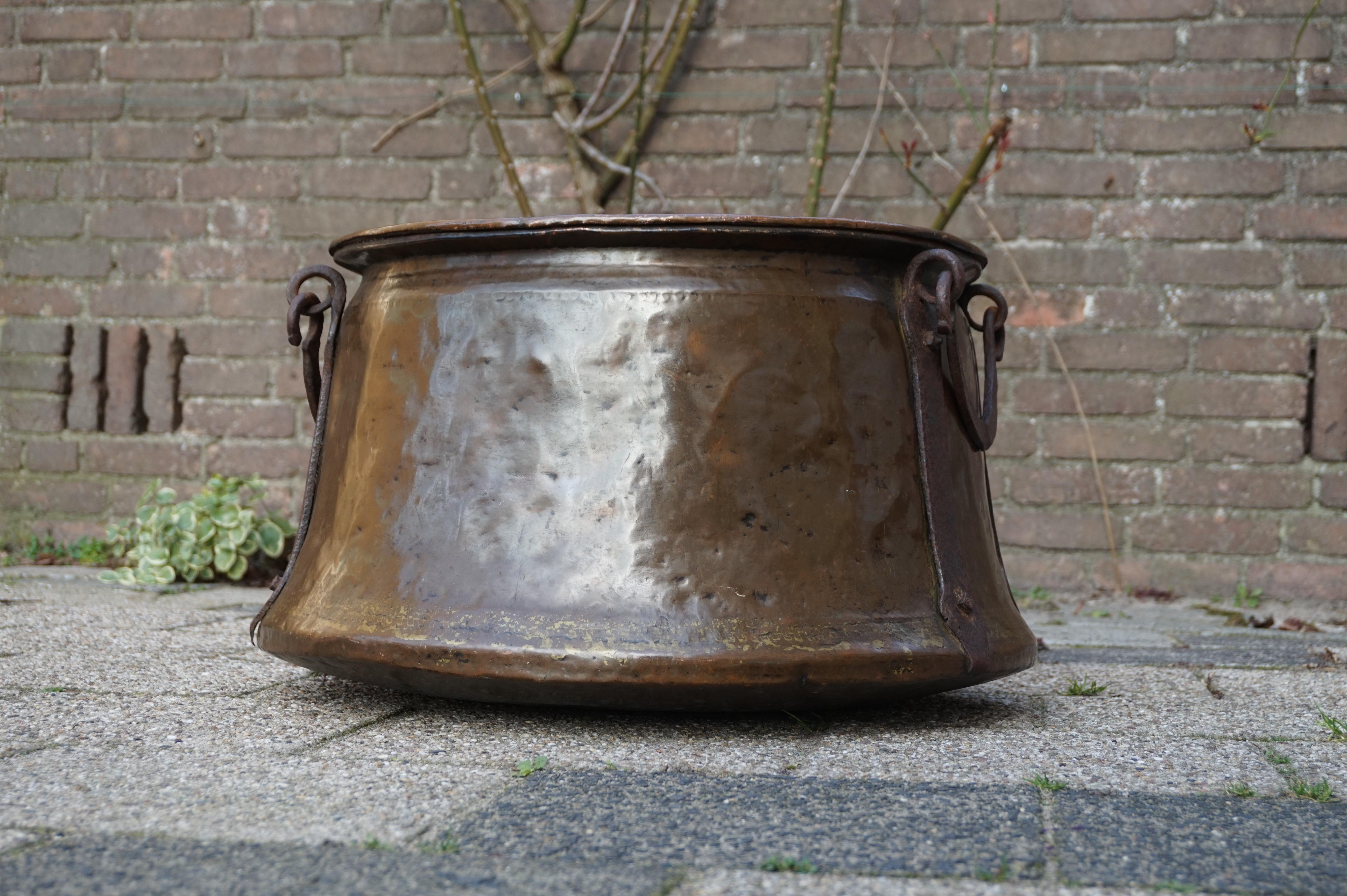 Antique, Large & Decorative Hand Hammered Copper & Wrought Iron Firewood Bucket 1