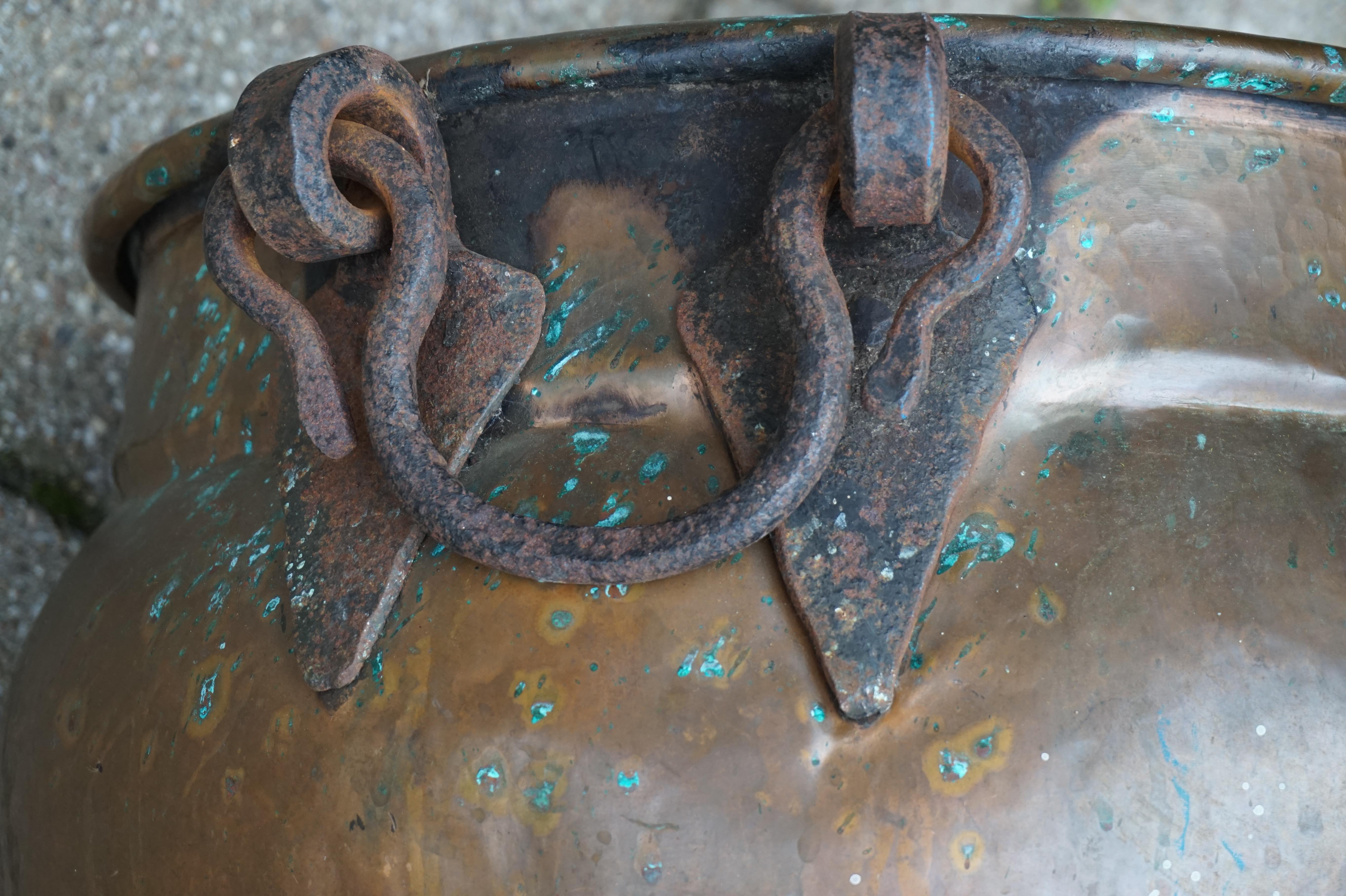 Antique, Large & Decorative Hand Hammered Copper & Wrought Iron Firewood Bucket 4