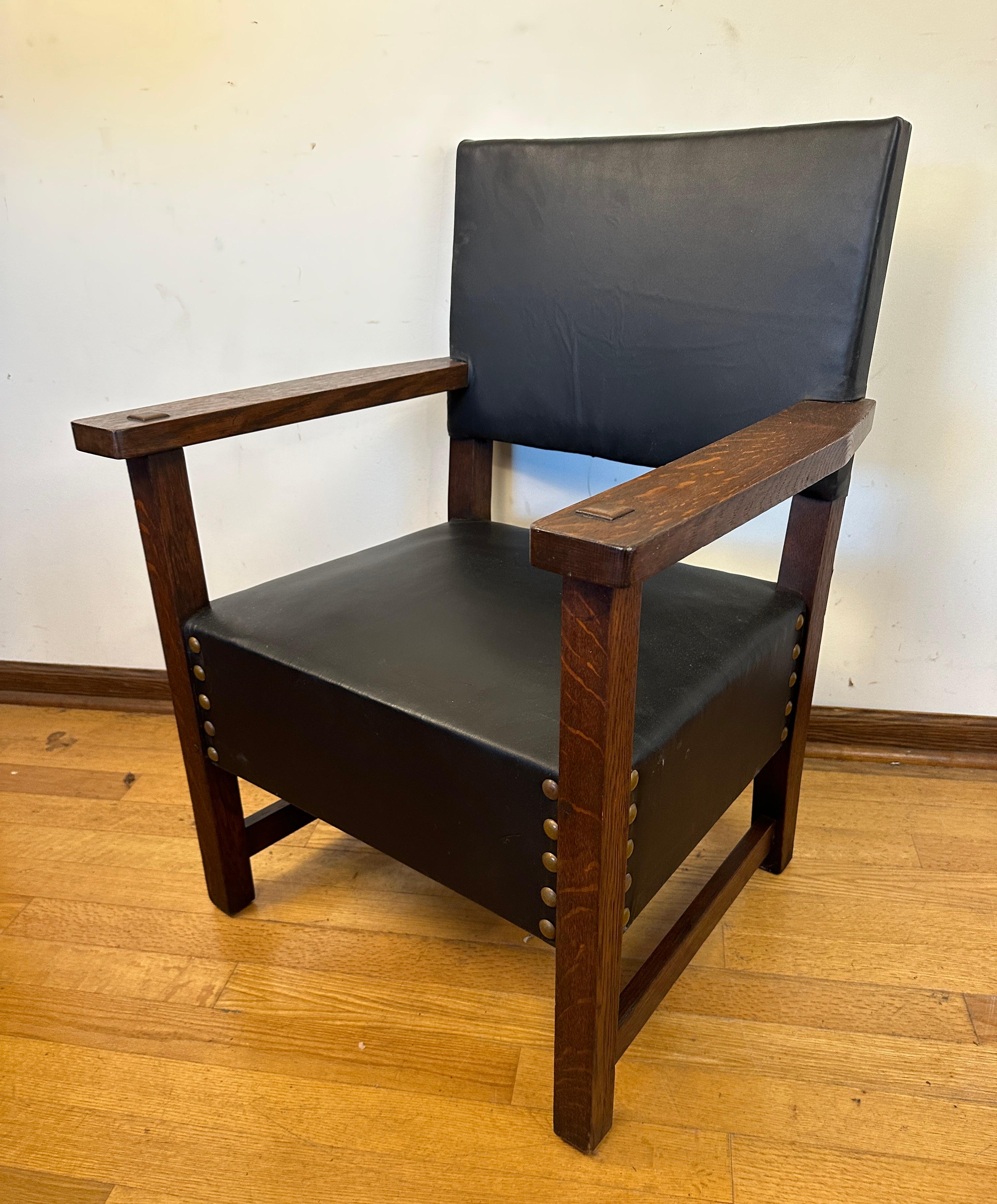 Arts and Crafts Ancienne chaise Stickley LG Early L&JG avec assise en cuir, modèle n°388    MUST SELL en vente