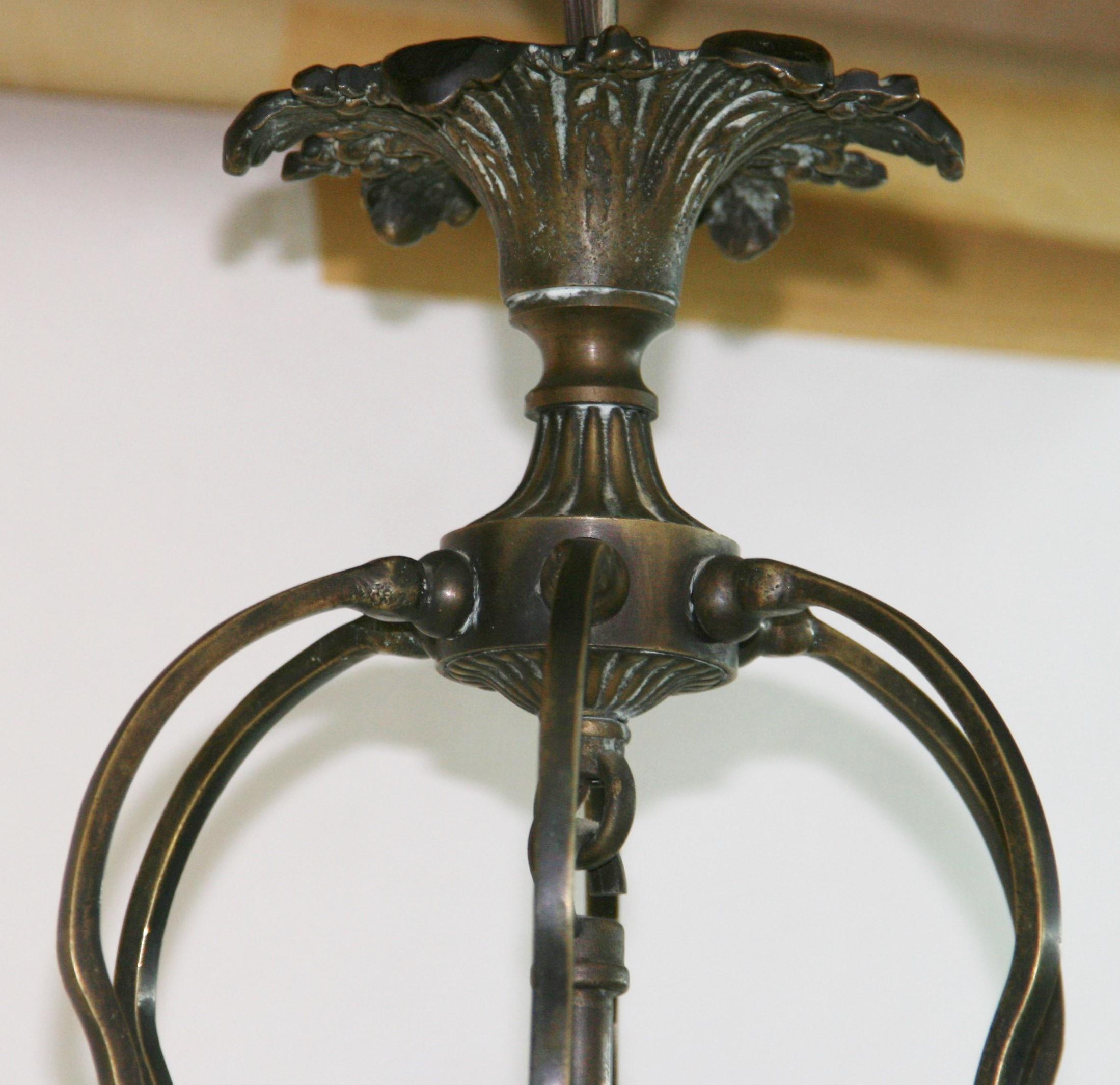 Antigua linterna grande inglesa de bronce en venta 1
