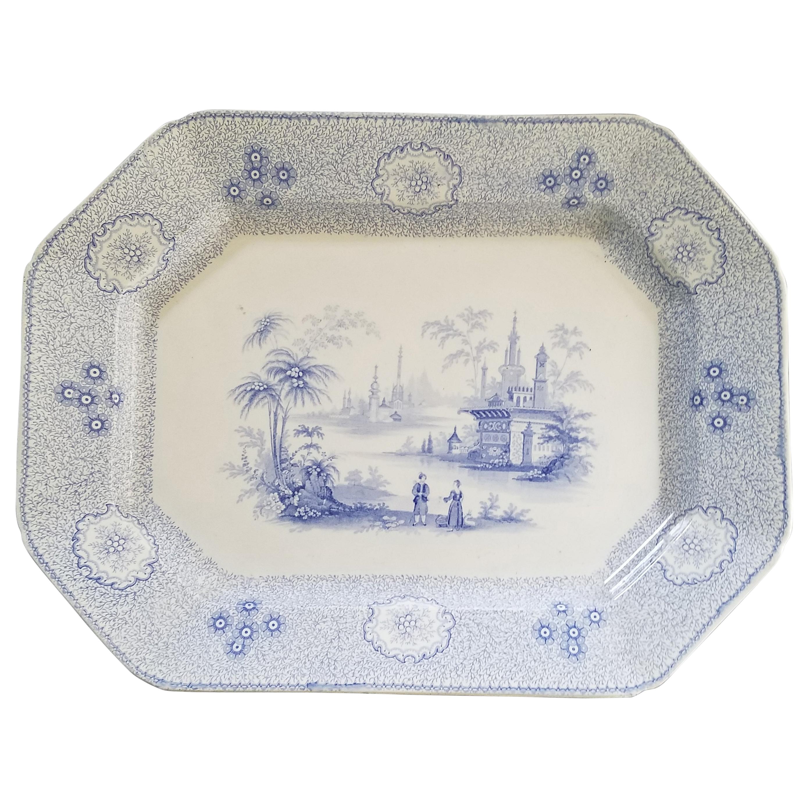 Antique grand plat anglais Staffordshire bleu et blanc, 19ème siècle en vente