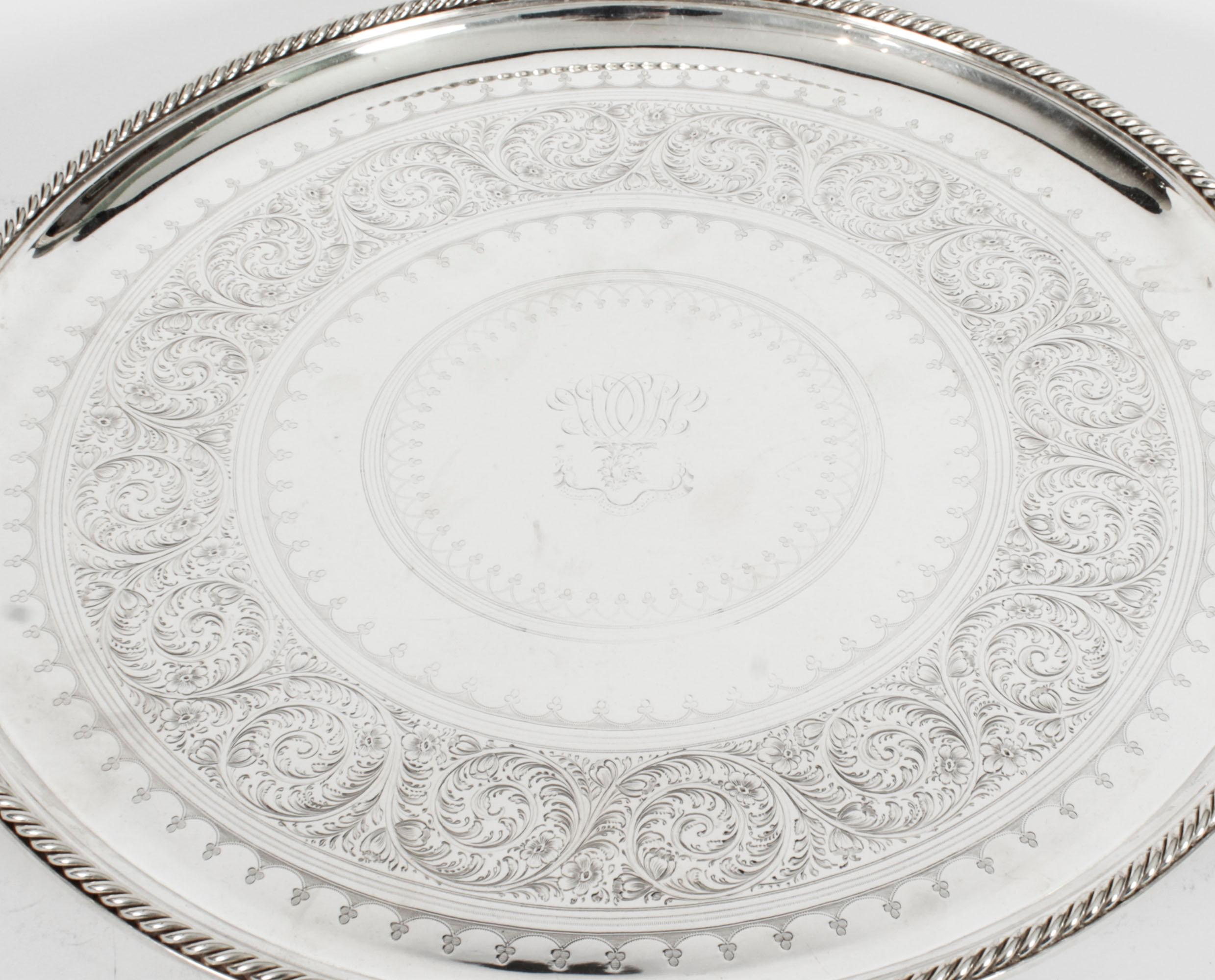 Antique Large English Victorian Silver Plated Salver 19th Century In Good Condition For Sale In London, GB