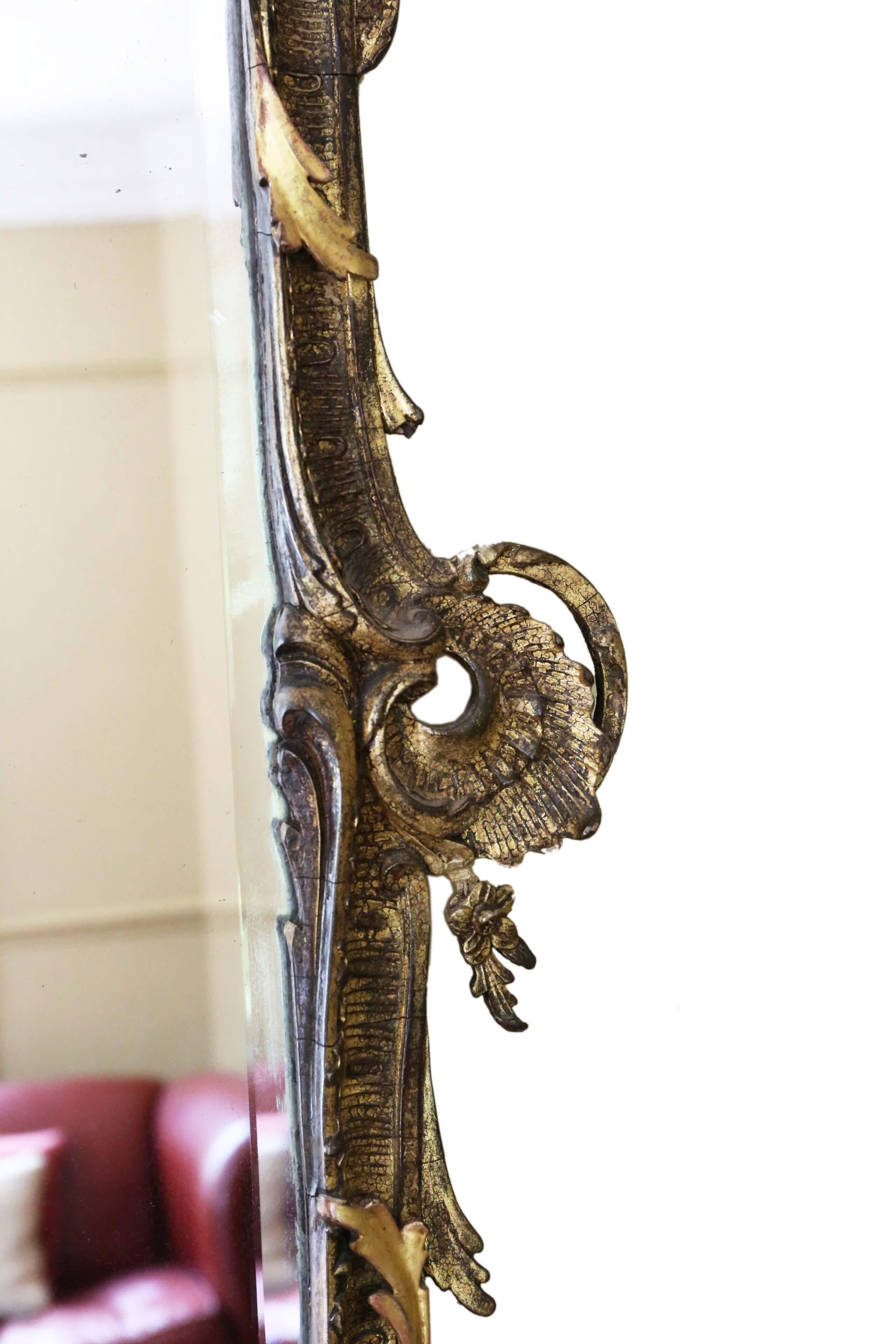 Antiker großer, feiner, vergoldeter Übermantel oder Wandspiegel aus dem frühen 19. Jahrhundert im Angebot 1