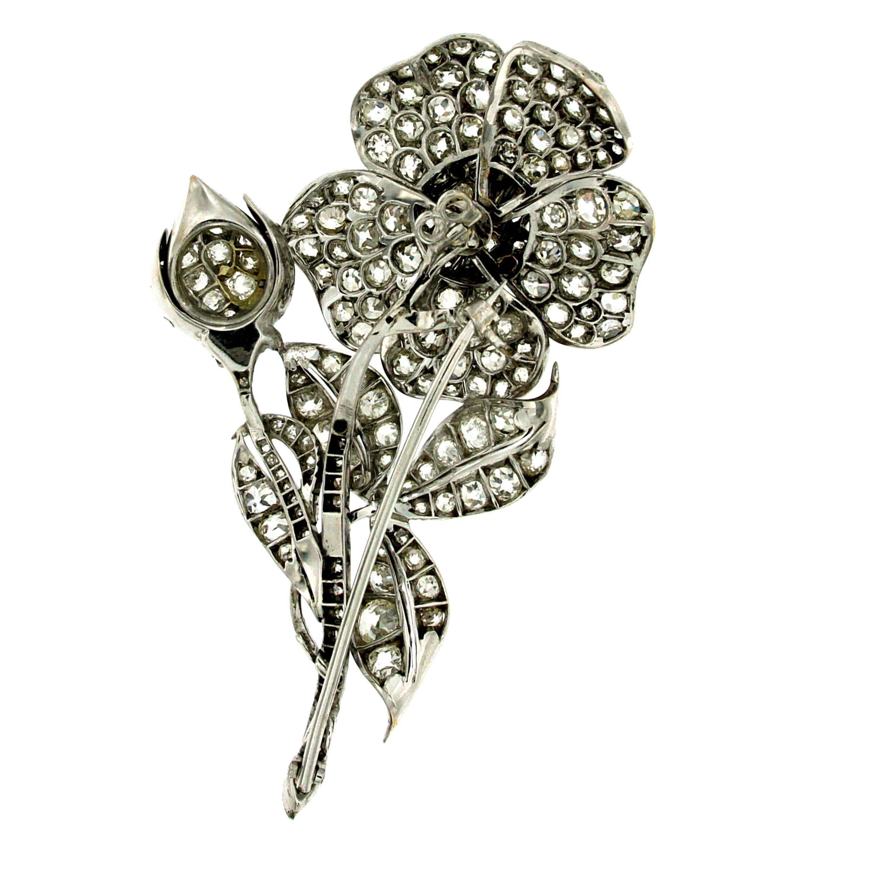 Women's or Men's Antique Large Flower 20 carat Diamond Gold Brooch/Pendant