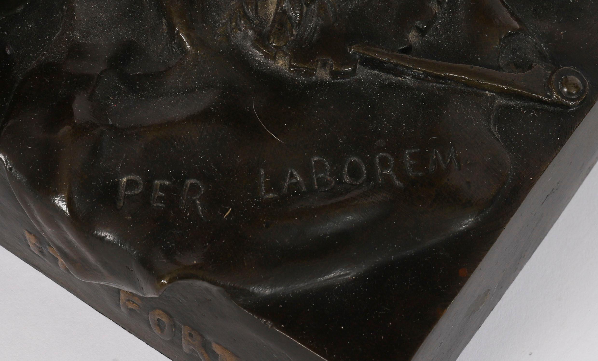 Antique French Large Bronze Lamp of 'Gloire Et Fortune' XIX secolo in vendita 12