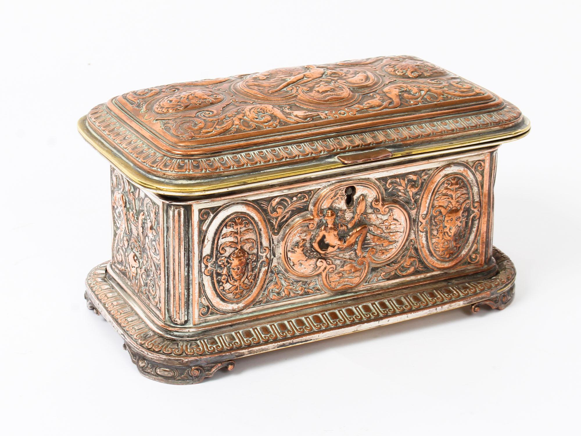 Antique French Gilt and Copper Casket 19th Century 11