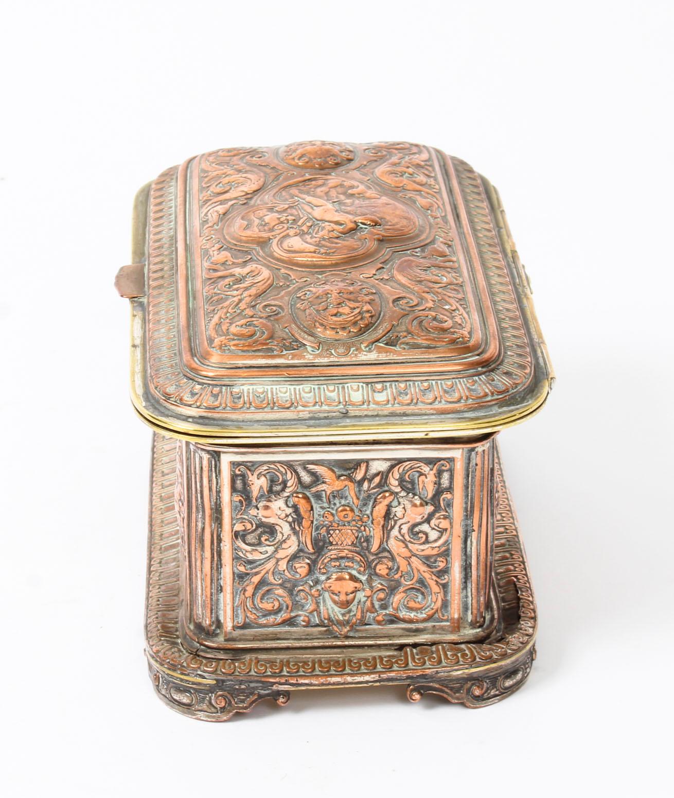 Antique French Gilt and Copper Casket 19th Century 4