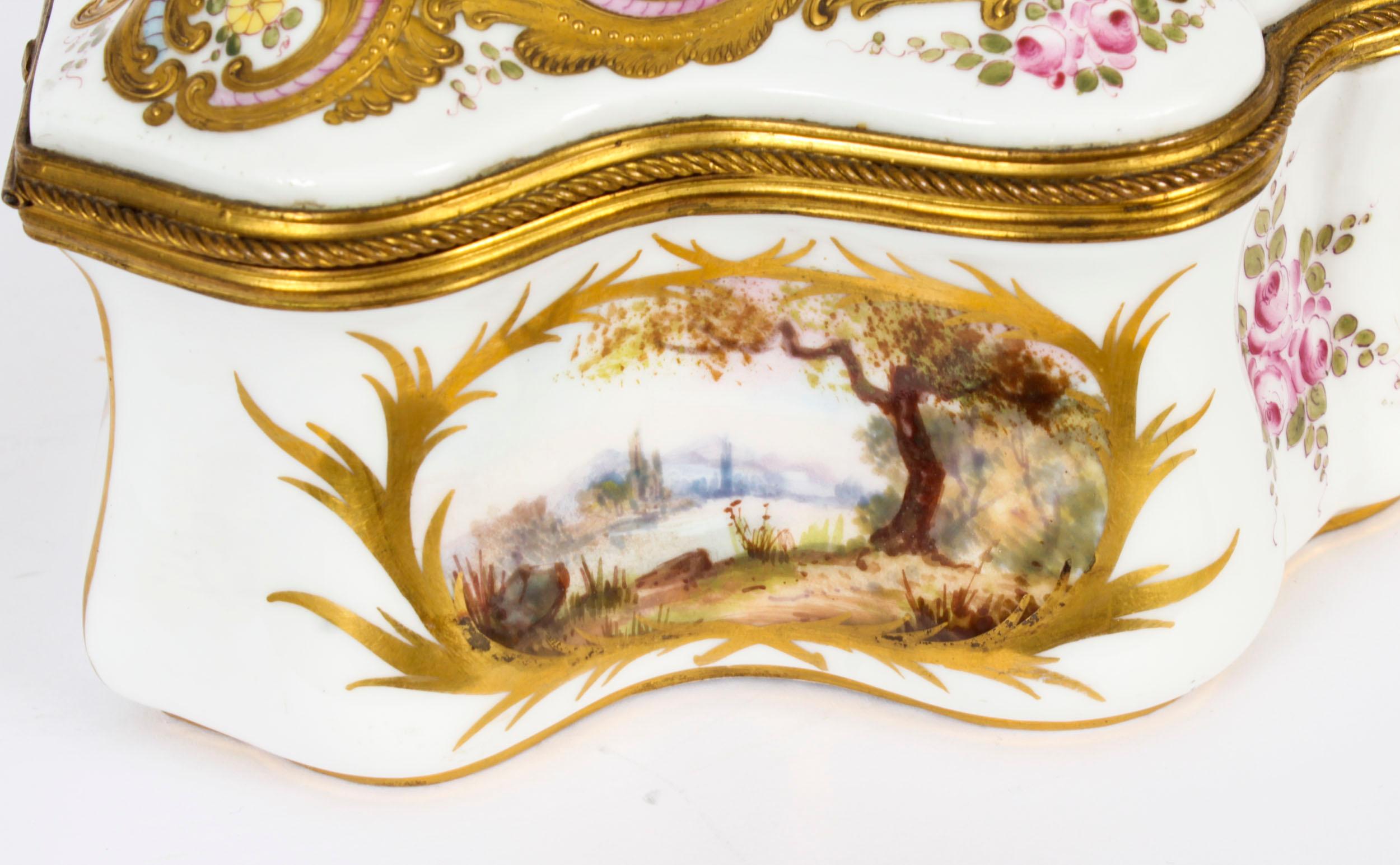 Antique Large French Sevres Porcelain Casket 19th Century 8