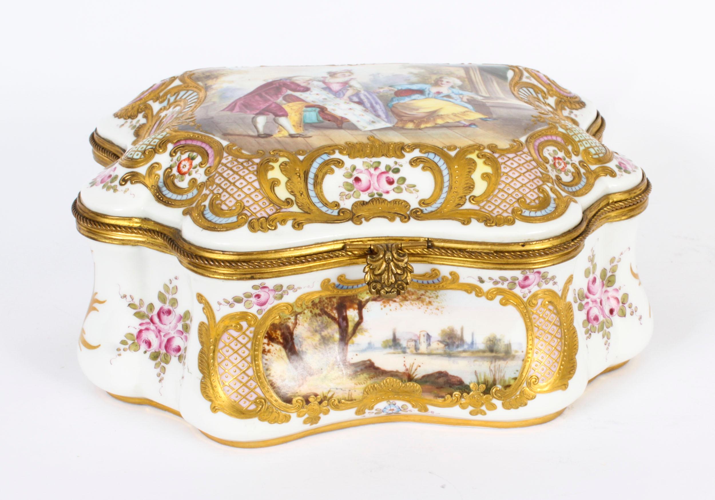 Antique Large French Sevres Porcelain Casket 19th Century 2