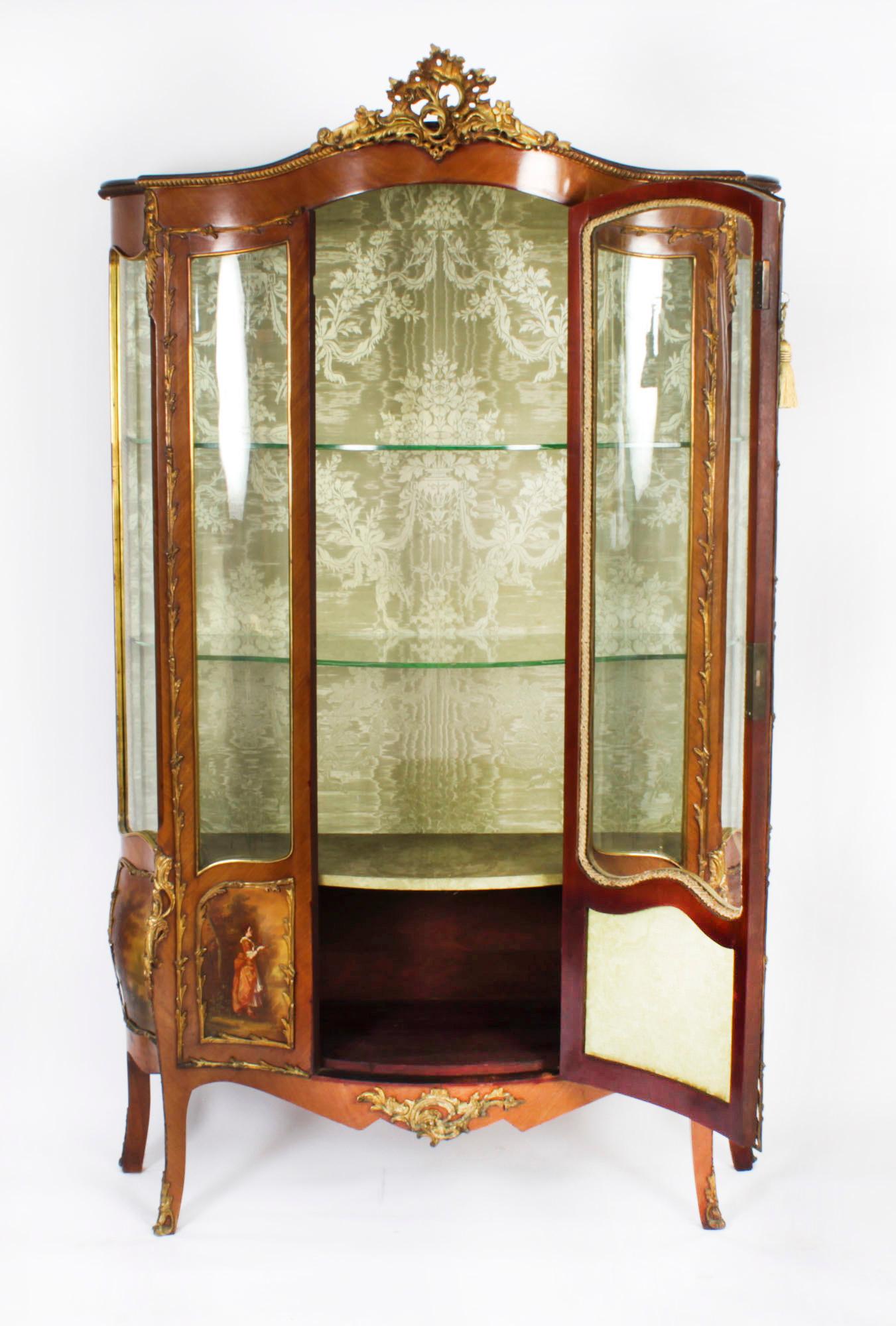 Antike große französische Vernis Martin Vitrine C1880 19. Jahrhundert  im Angebot 9