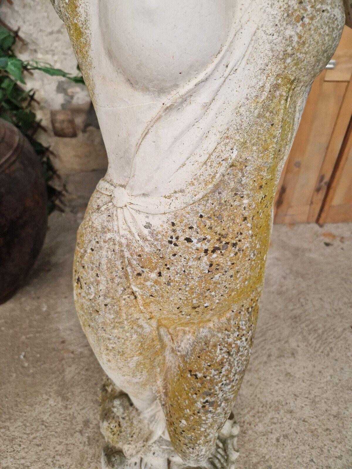 Antique Large Garden Statue Female Sculpture with Nice Patina In Good Condition For Sale In Buxton, GB