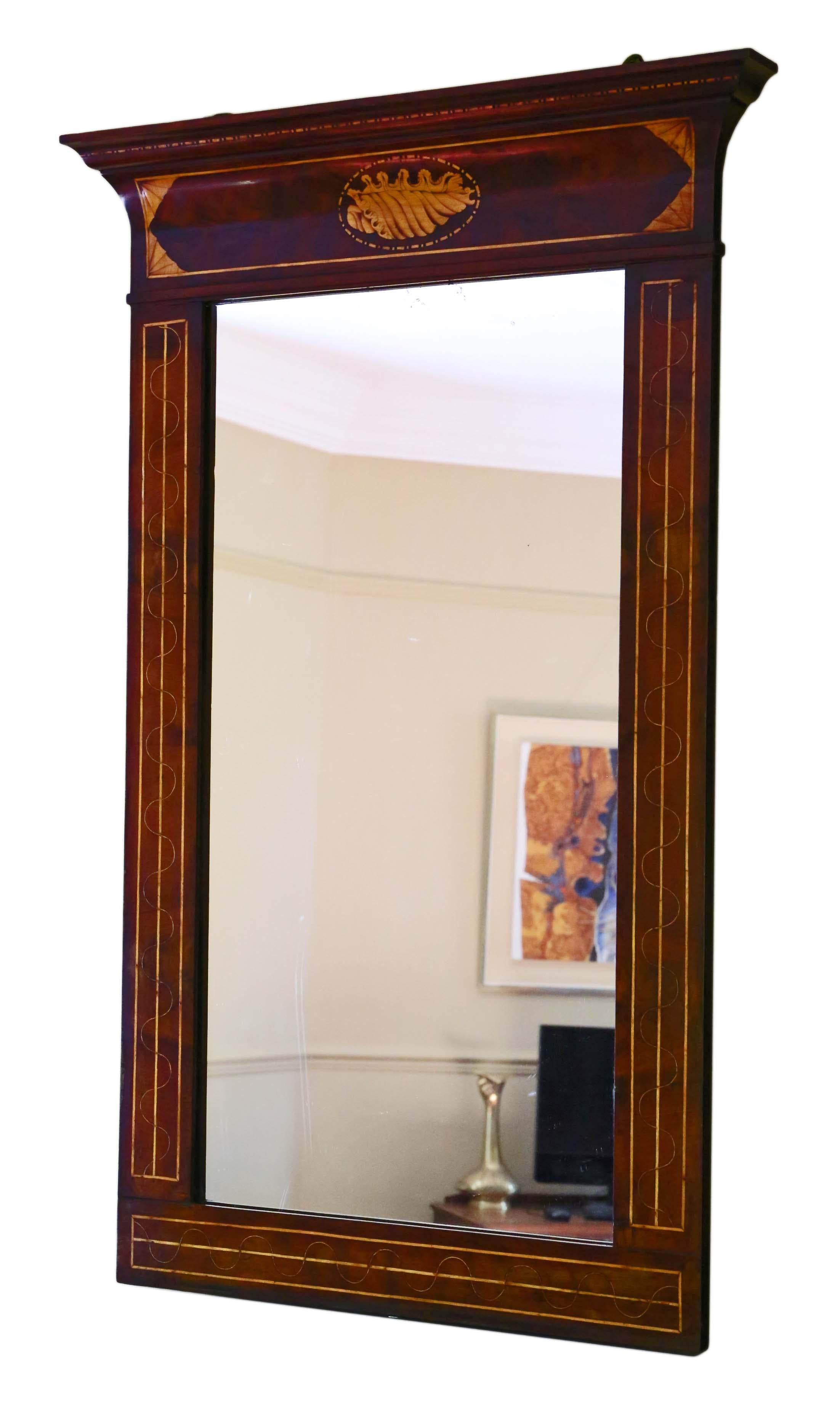 Antique large fine quality Georgian circa 1820 mahogany overmantle wall mirror.

This is a lovely mirror, that is full of age and charm, with great proportions.

No loose joints.

A rare find, far better quality than most, that would look