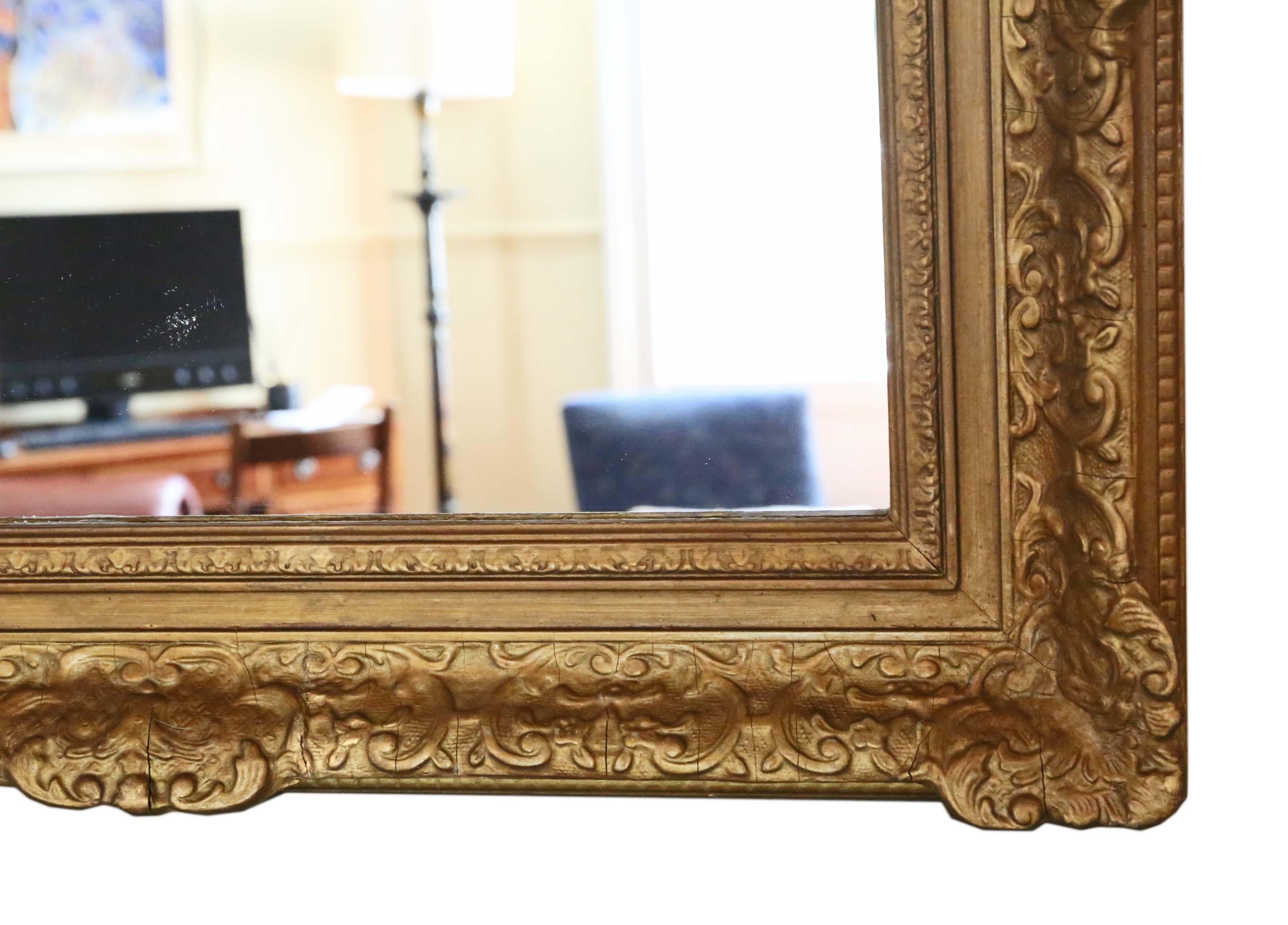 Legno dorato Antique Mirror, grande specchio da parete dorato, XIX secolo in vendita