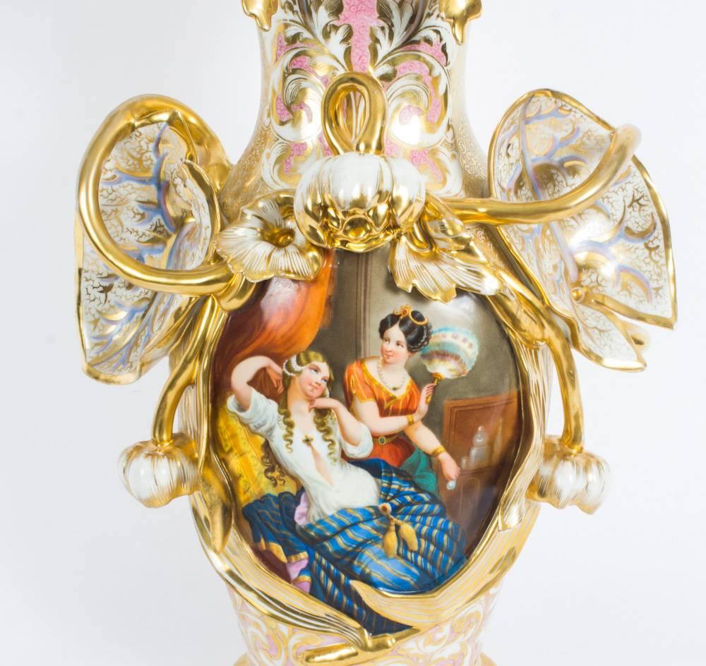 French Antique Large Hand-Painted Paris Porcelain Vase, 19th Century