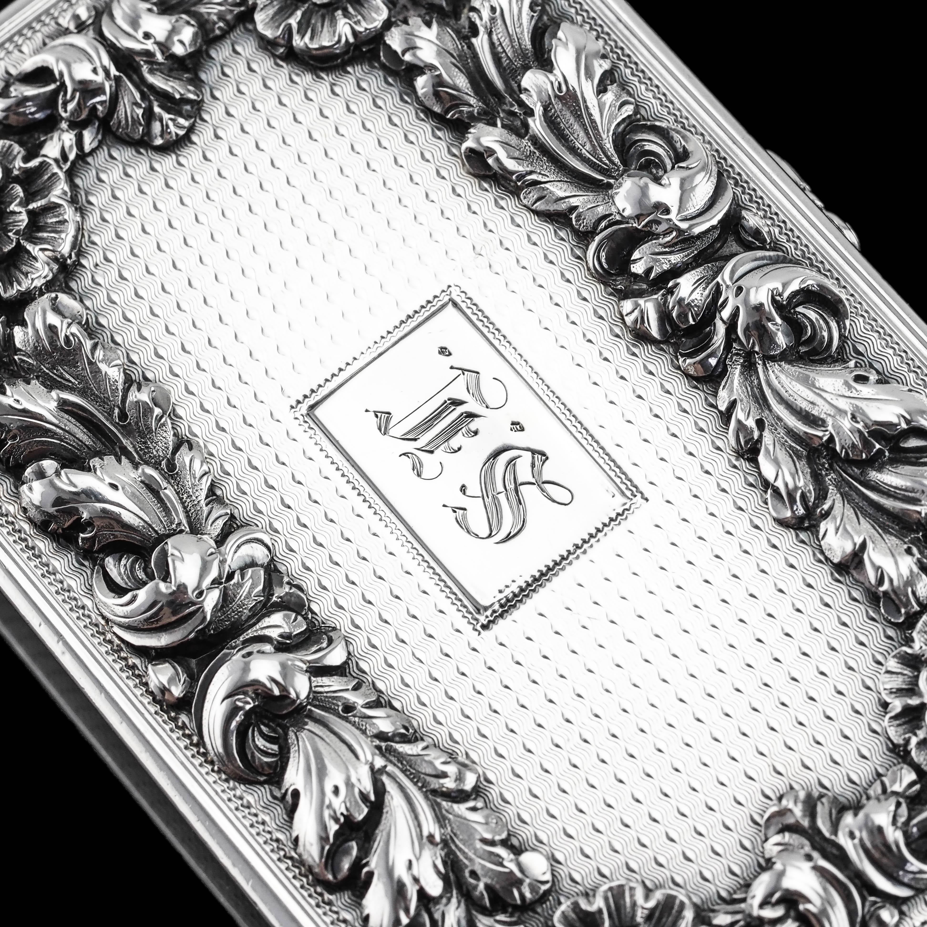 Antique Large & Heavy Solid Silver Snuff Box with Cast Acanthus Border - 1838 For Sale 9