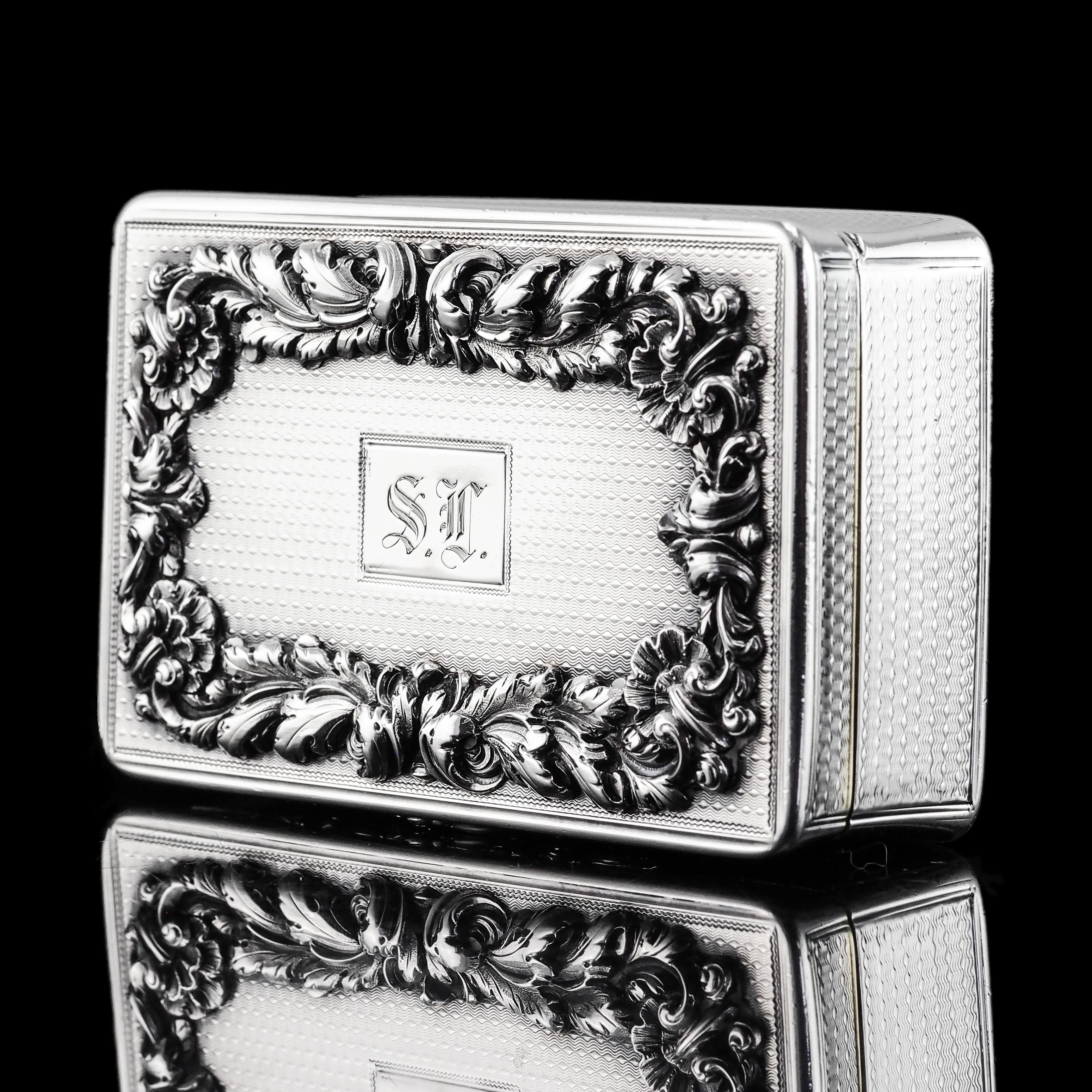 Antique Large & Heavy Solid Silver Snuff Box with Cast Acanthus Border - 1838 For Sale 2