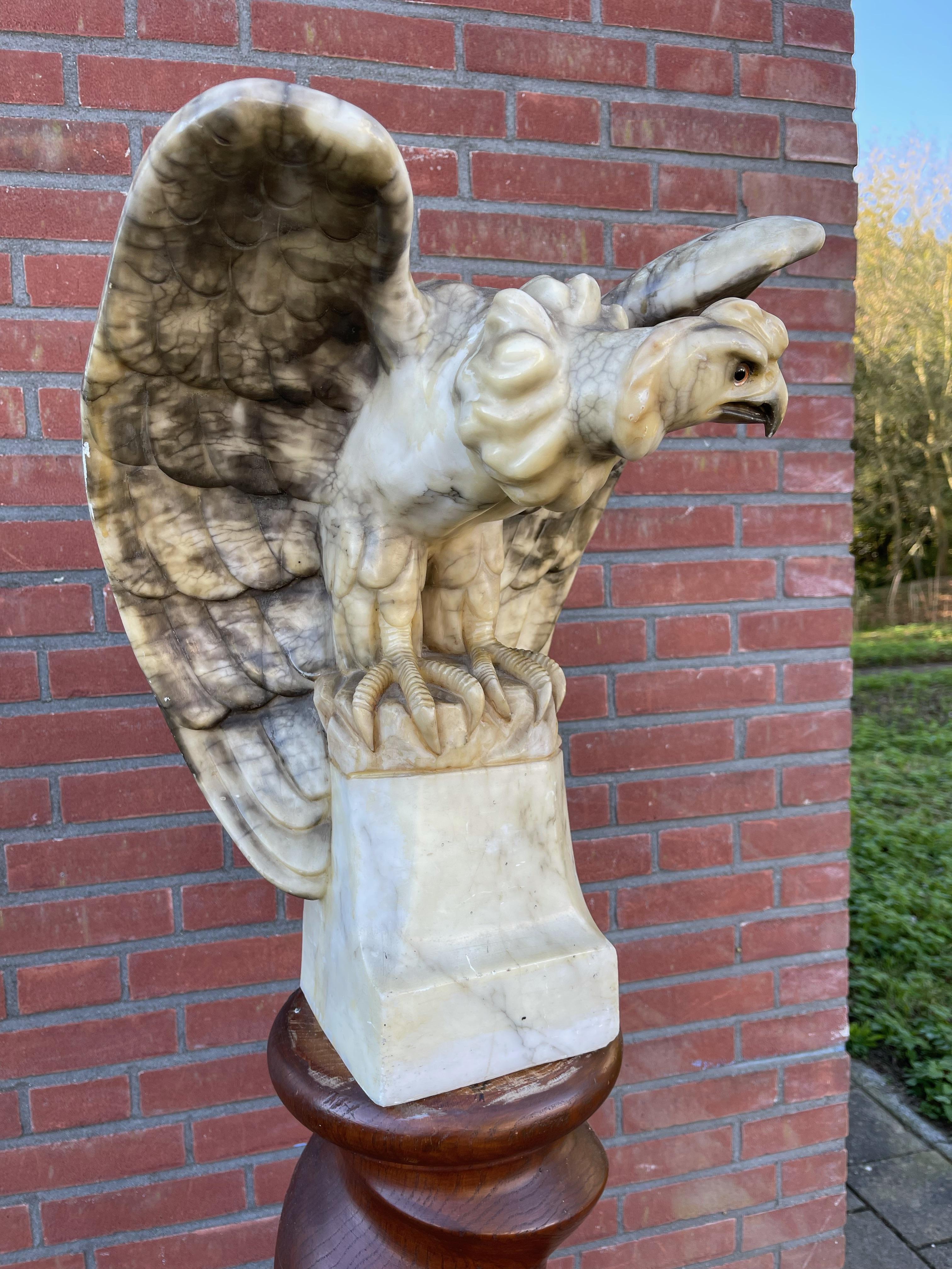 Magnificent alabaster sculpture of what we believe is the Harpy eagle.

Carving anything even remotely realistic out of a mineral stone rock like alabaster for almost everyone in the world is extremely difficult, if not impossible. However, in the