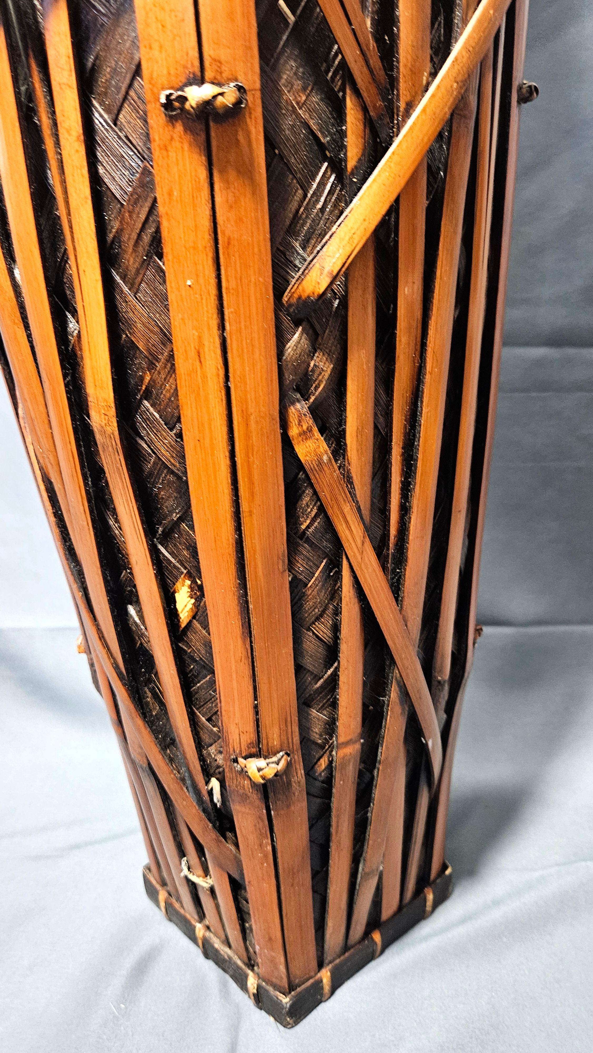 Grand panier japonais ancien en bambou Ikebana de la période Meiji en vente 6