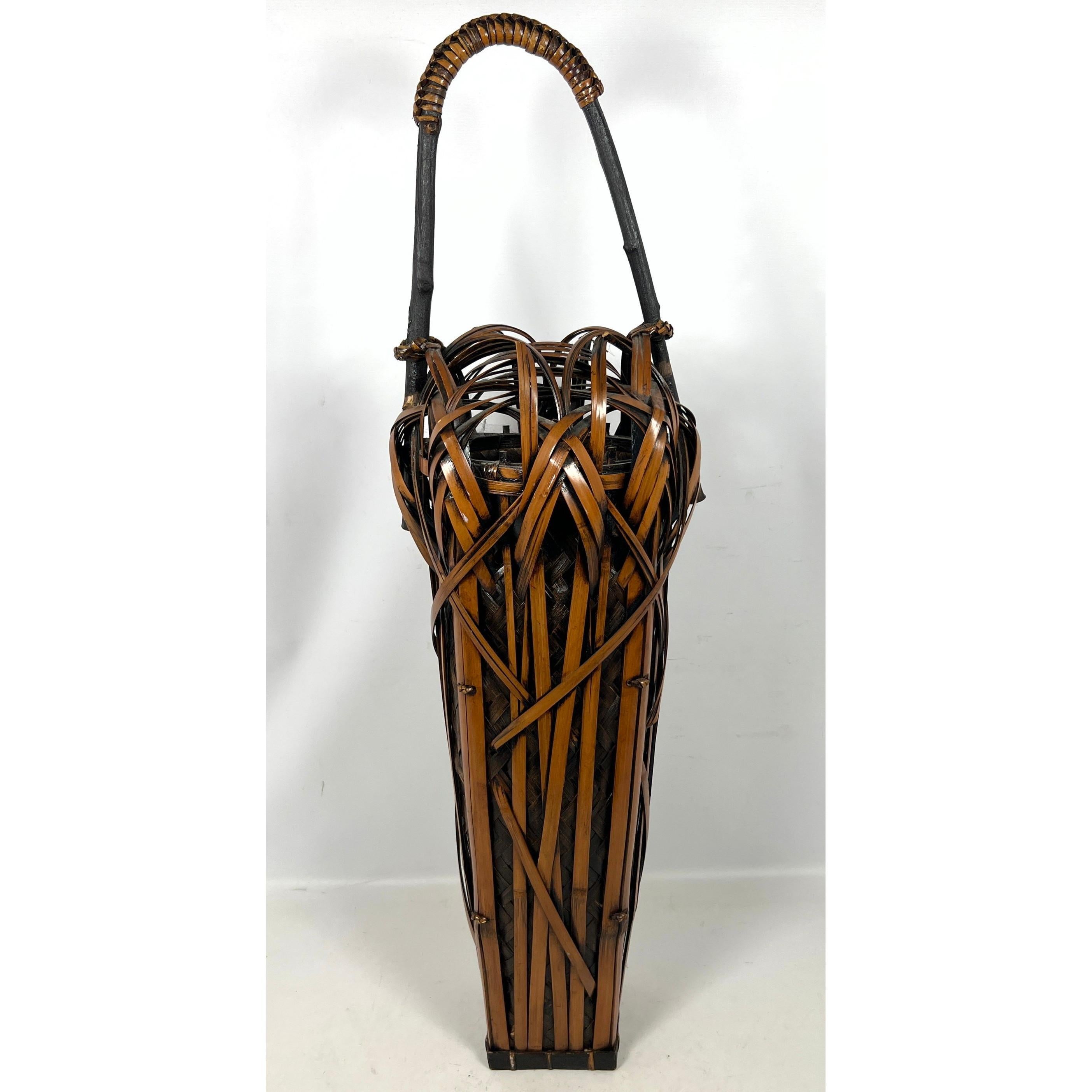 Japonais Grand panier japonais ancien en bambou Ikebana de la période Meiji en vente
