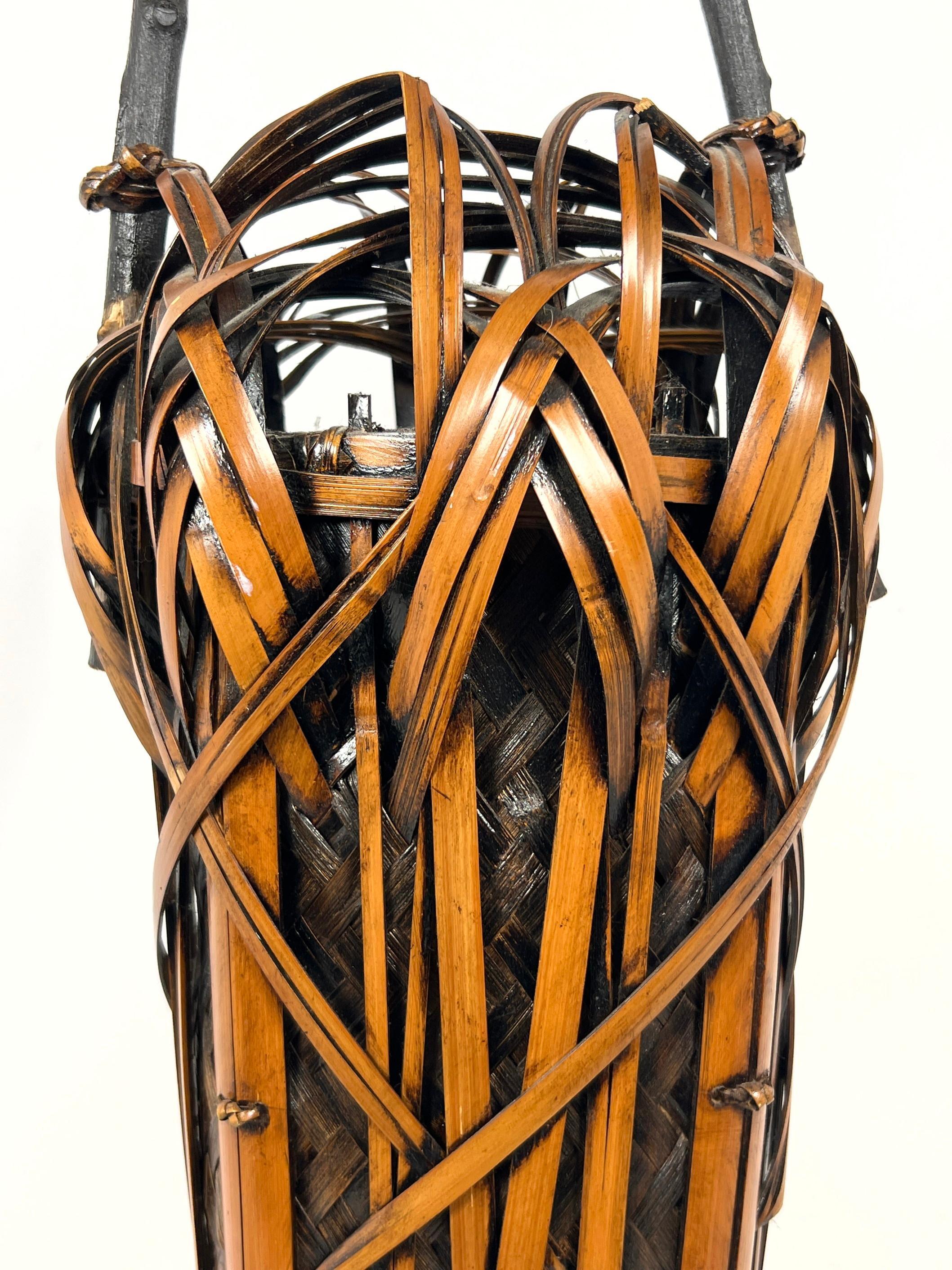 Grand panier japonais ancien en bambou Ikebana de la période Meiji Bon état - En vente à Norton, MA