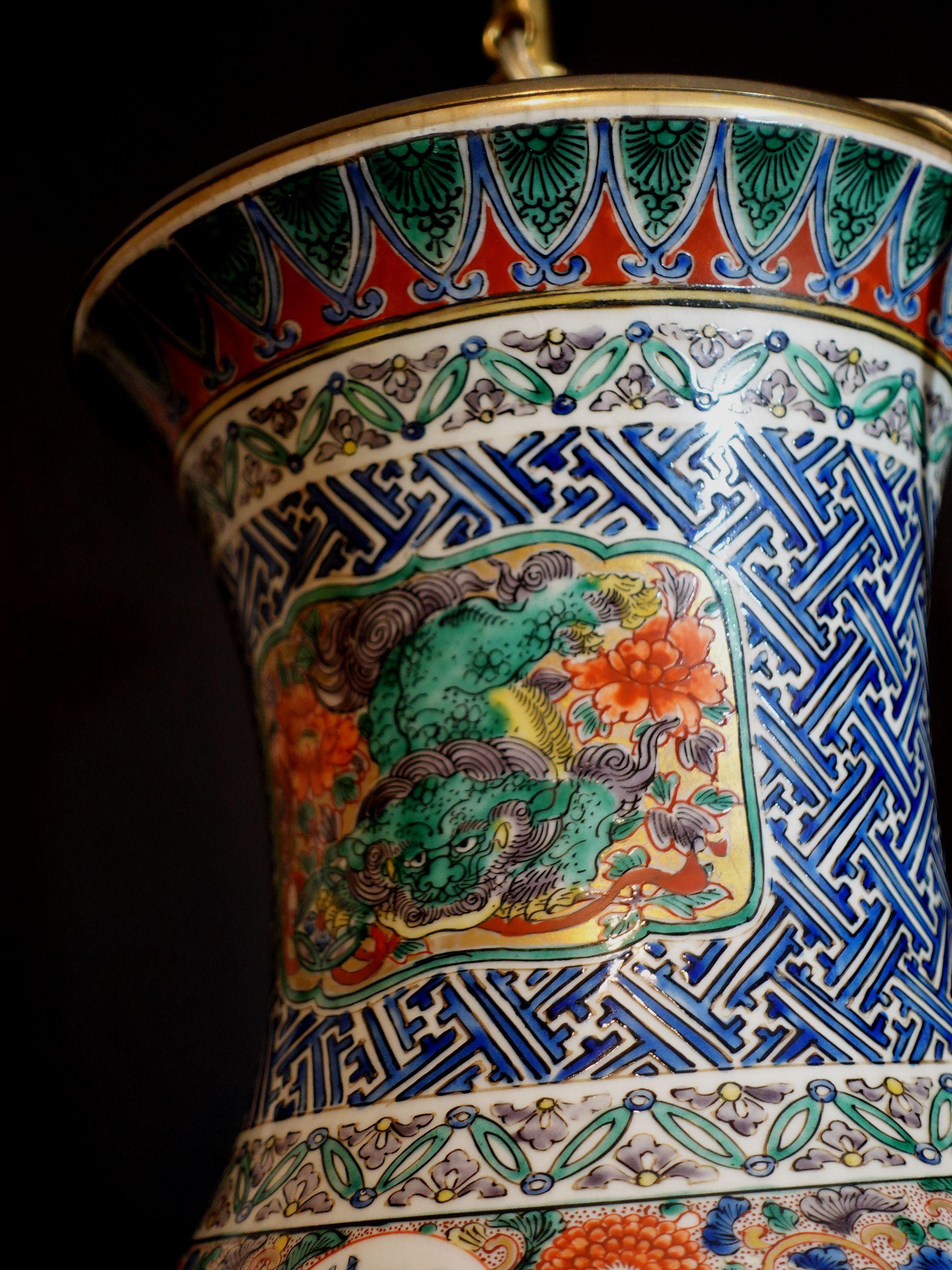 XIXe siècle Grande lampe de bureau ancienne à grand vase en porcelaine de Kutani, 19ème siècle, signée en vente