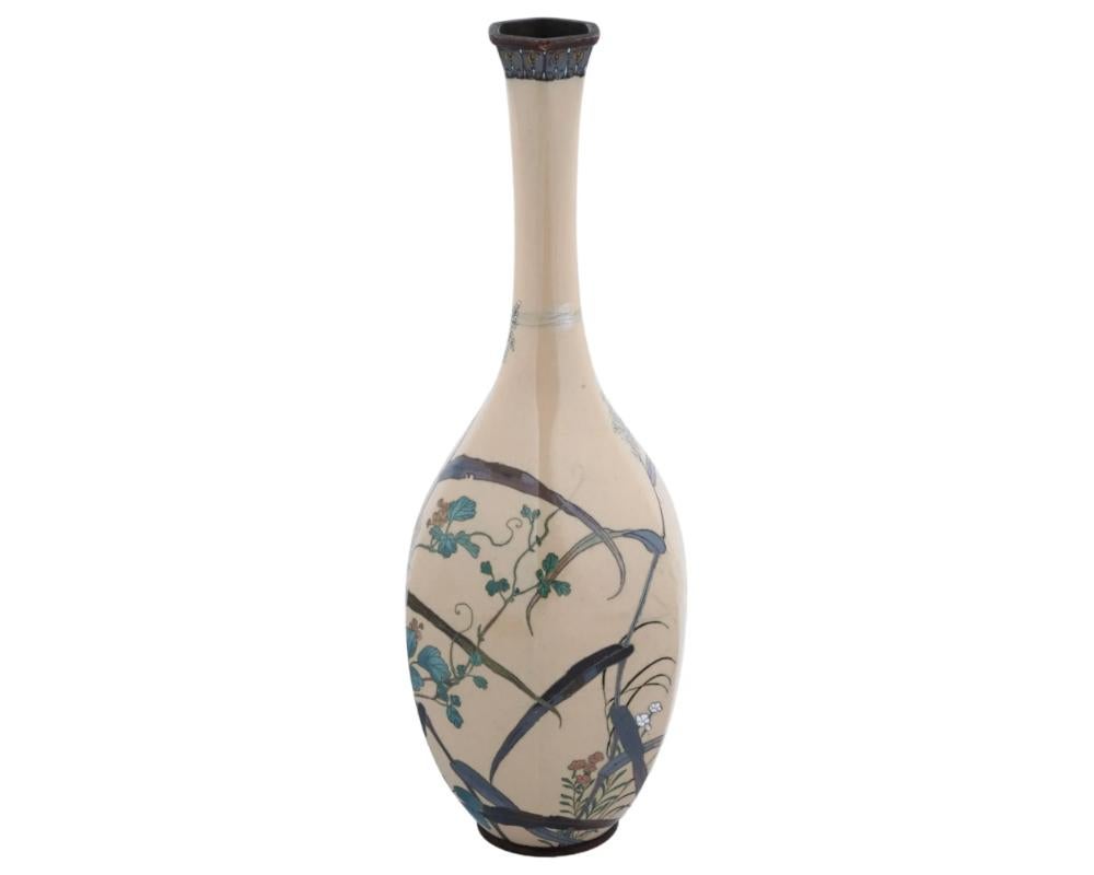 Antique Large Meiji Japanese Cloisonne Cream Enamel Grasshopper Vase In Good Condition In Long Island City, NY