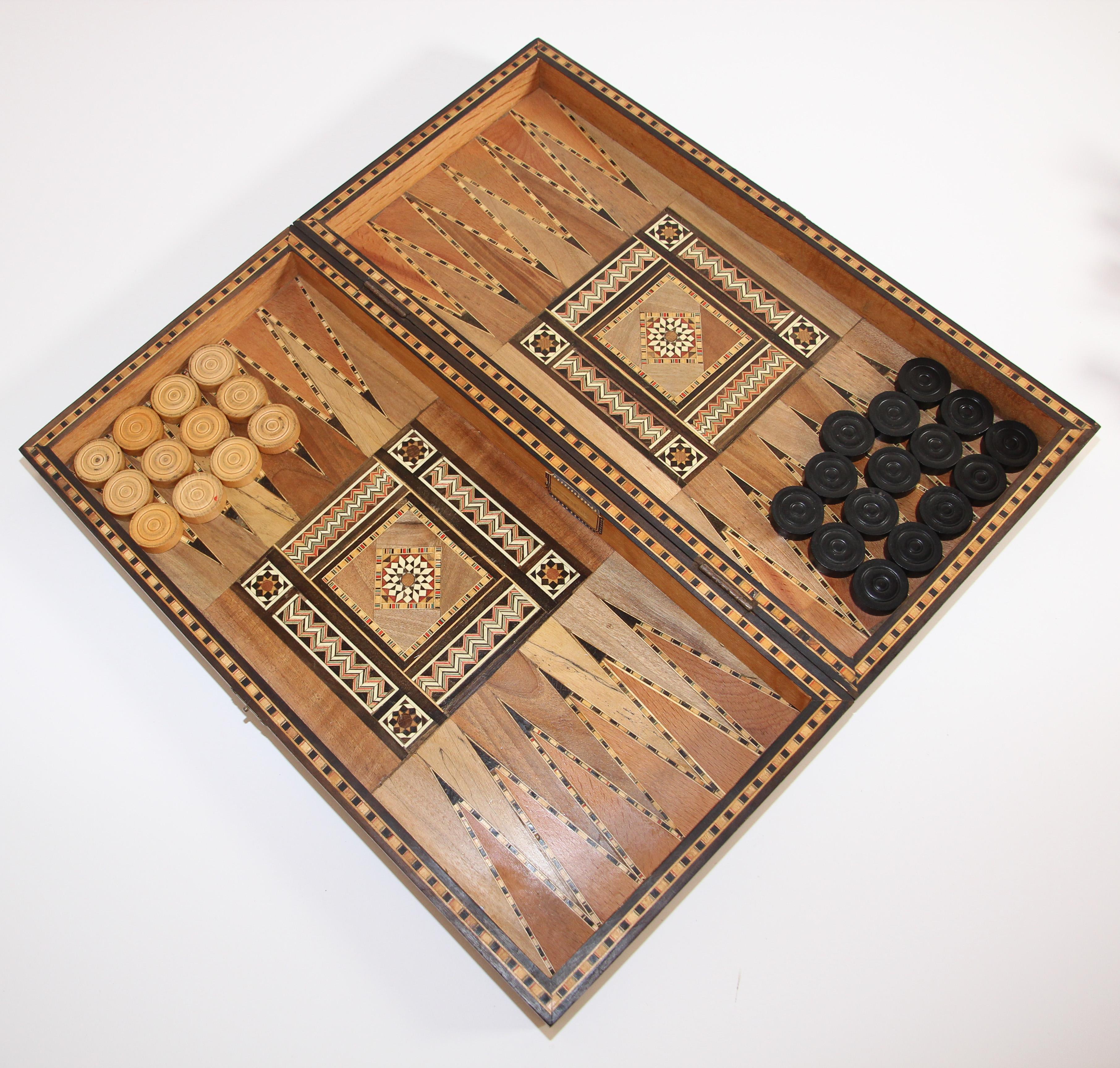 Antique Large Middle Eastern Inlaid Mosaic Backgammon and Chess Game In Good Condition In North Hollywood, CA