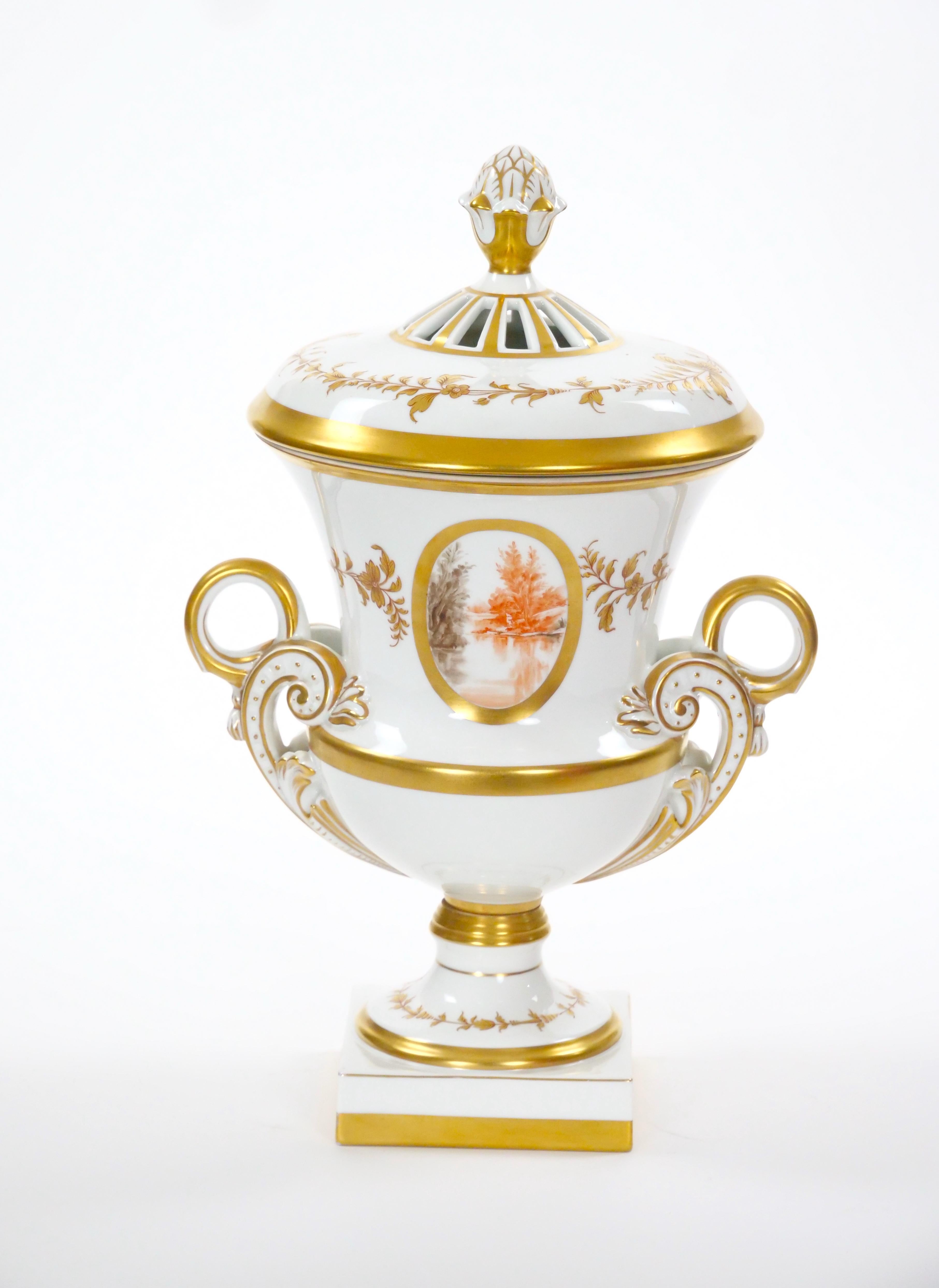 Urna da centrotavola decorativa francese Old Paris, di grandi dimensioni. in vendita 8