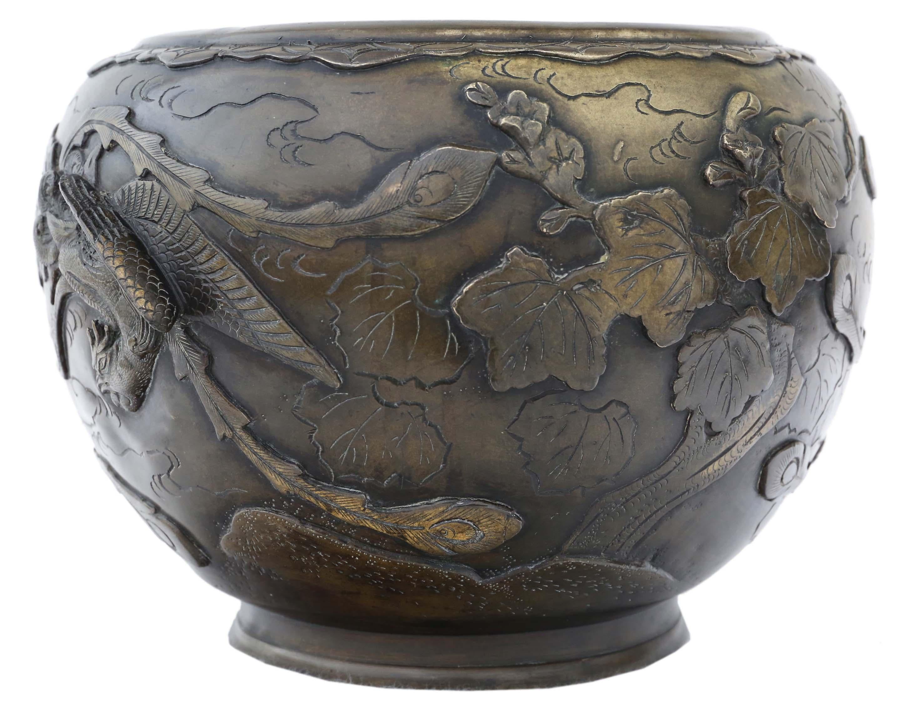 Meiji Antique Large Oriental Early 20th Century Bronze Jardinière Planter Bowl