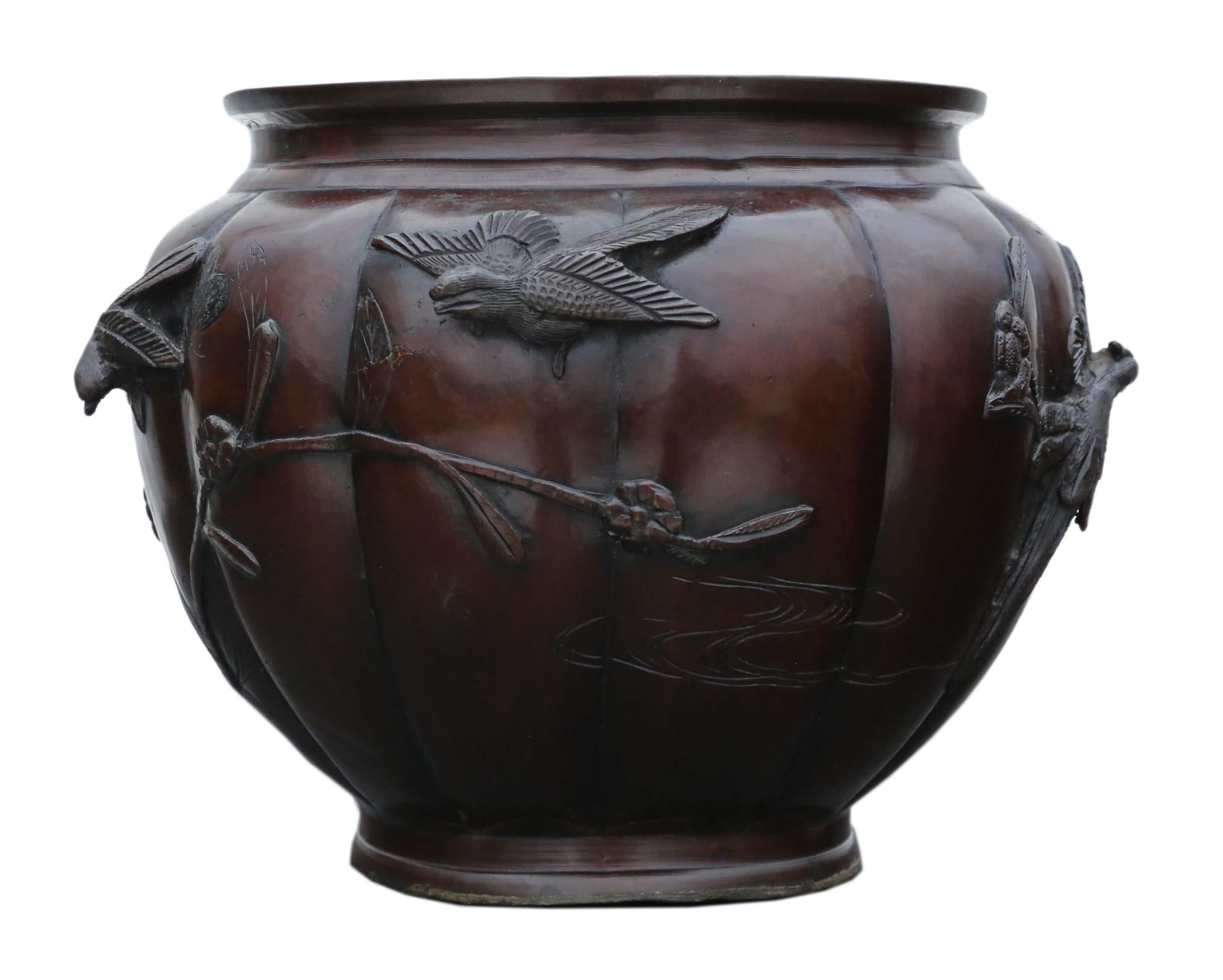 Antique Large Oriental Japanese Bronze Jardinière Planter Bowl Meiji In Good Condition For Sale In Wisbech, Cambridgeshire