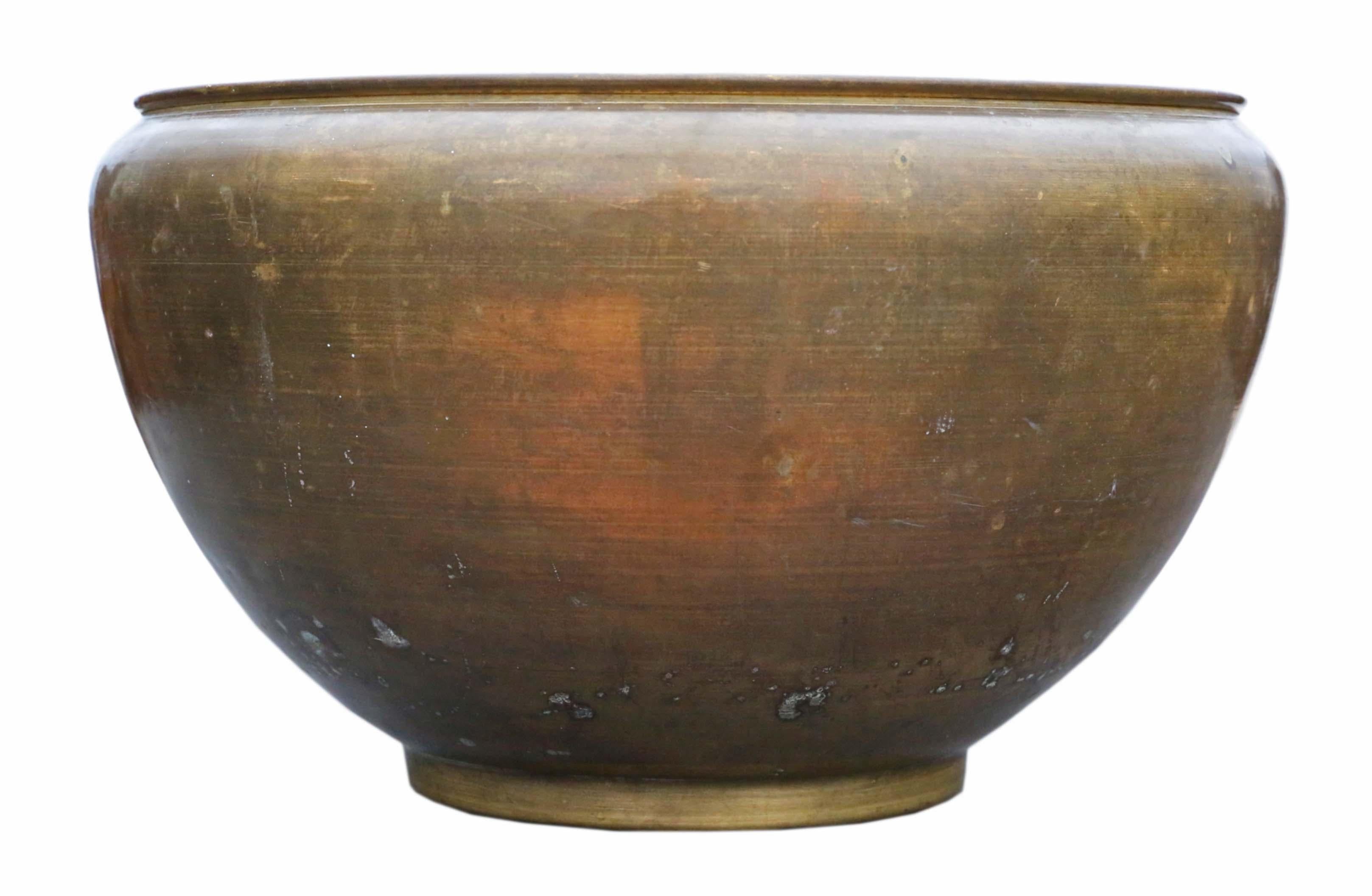 Antique Large Oriental Japanese Chinese Bronze Jardiniere Planter Bowl In Good Condition In Wisbech, Cambridgeshire