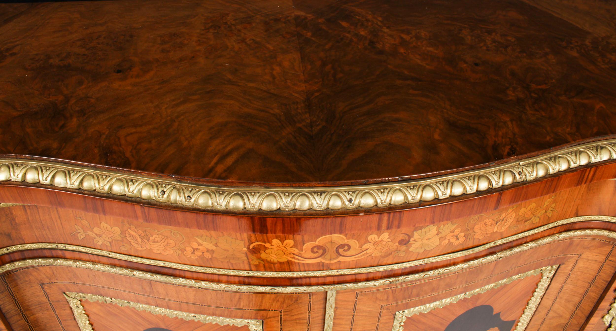 Antique Large Ormolu Mounted Walnut & Marquetry Serpentine Credenza 19th C In Good Condition For Sale In London, GB
