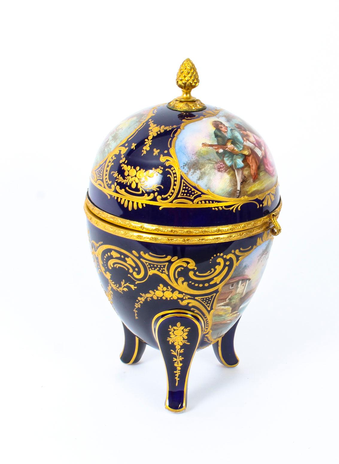 Antique Large Ovoid Ormolu Casket Sevres Porcelain Navy-Blue, 19th Century 2