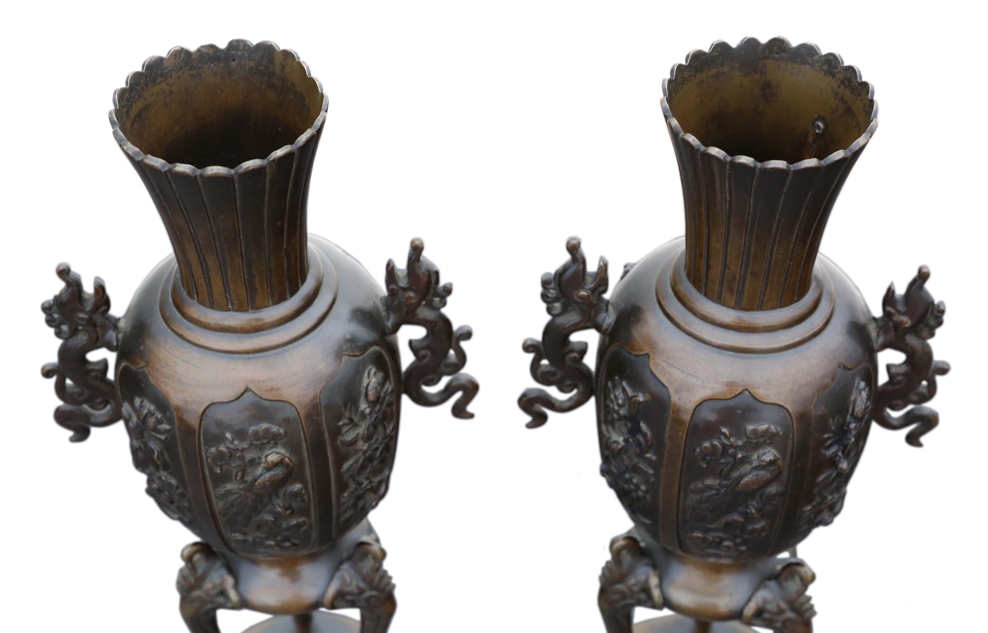 Antique Large Pair of Chinese Bronze Vases, 19th Century 1