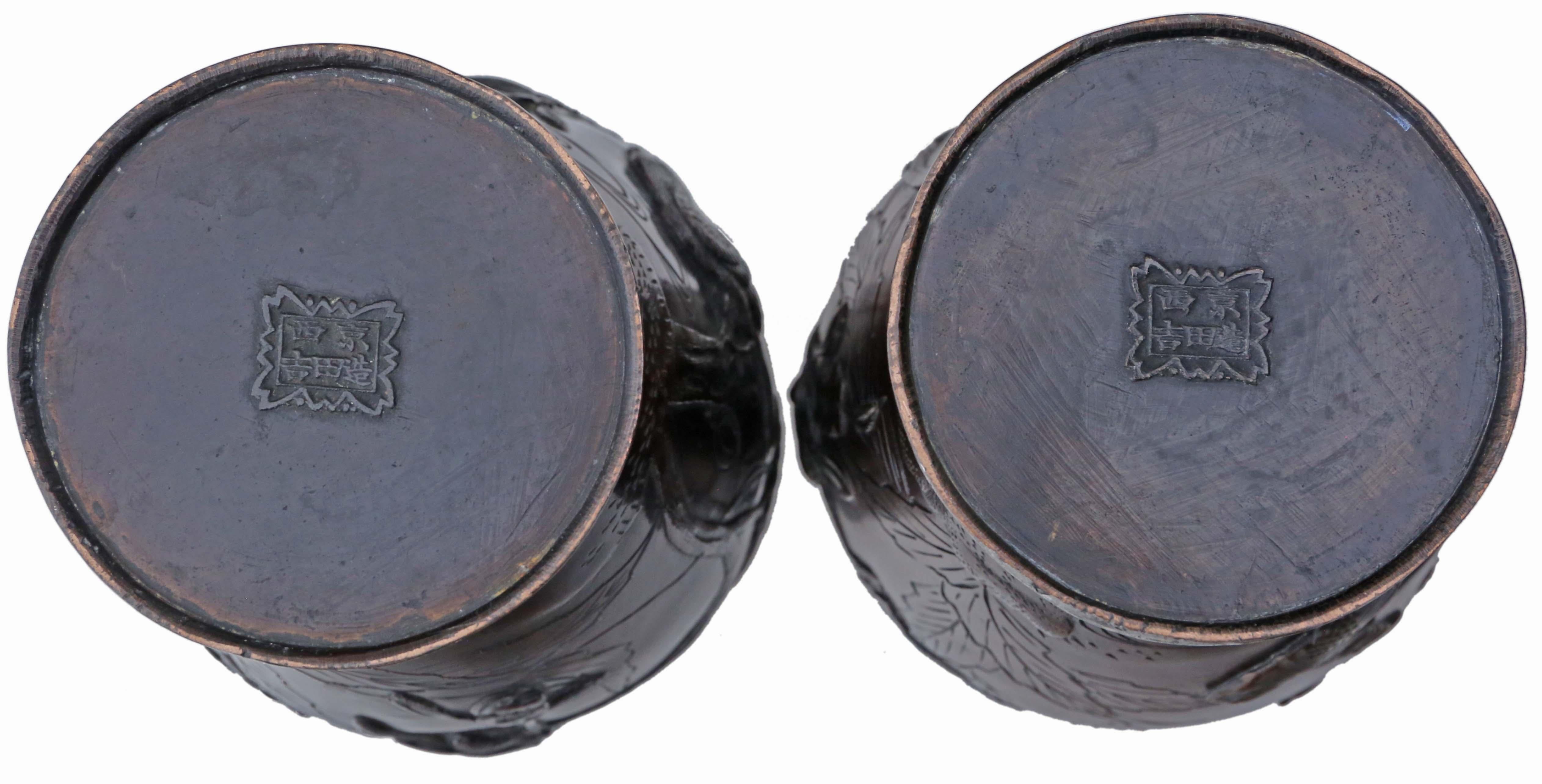 Antique large pair of fine quality Japanese bronze vases 19th Century Meiji Peri For Sale 2