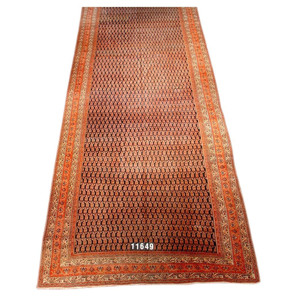 Grand tapis persan ancien Serebend, 19ème siècle en vente