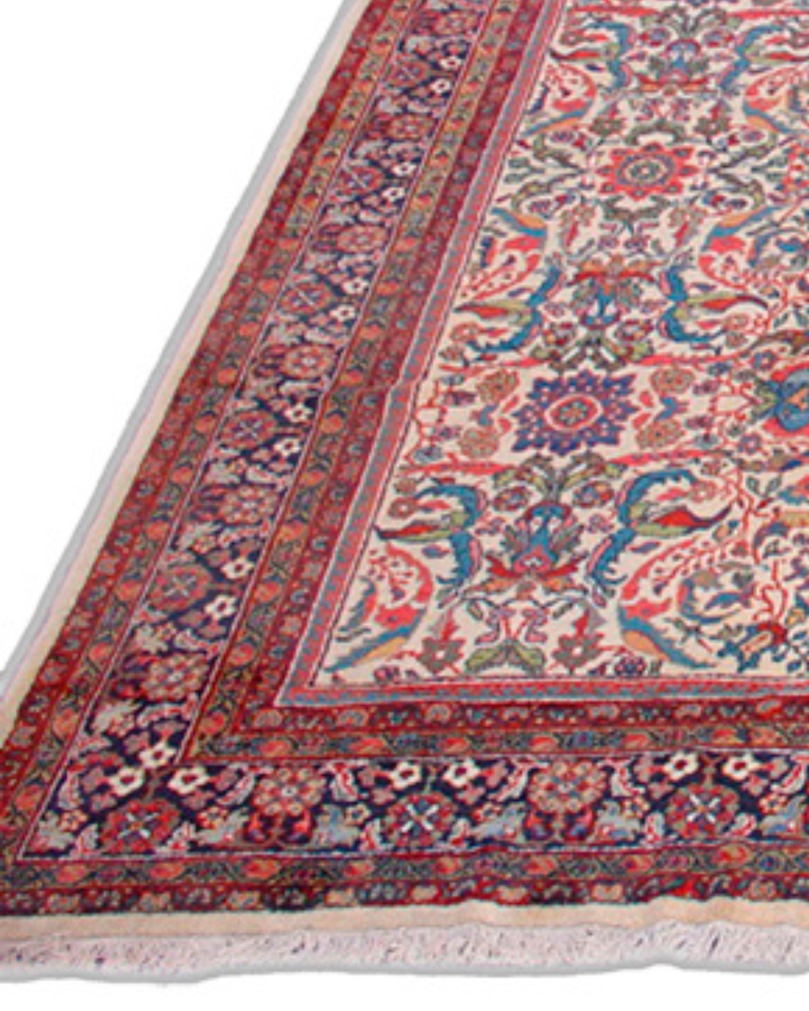 Wool Antique Large Persian Sultanabad Rug, Early 20th Century For Sale