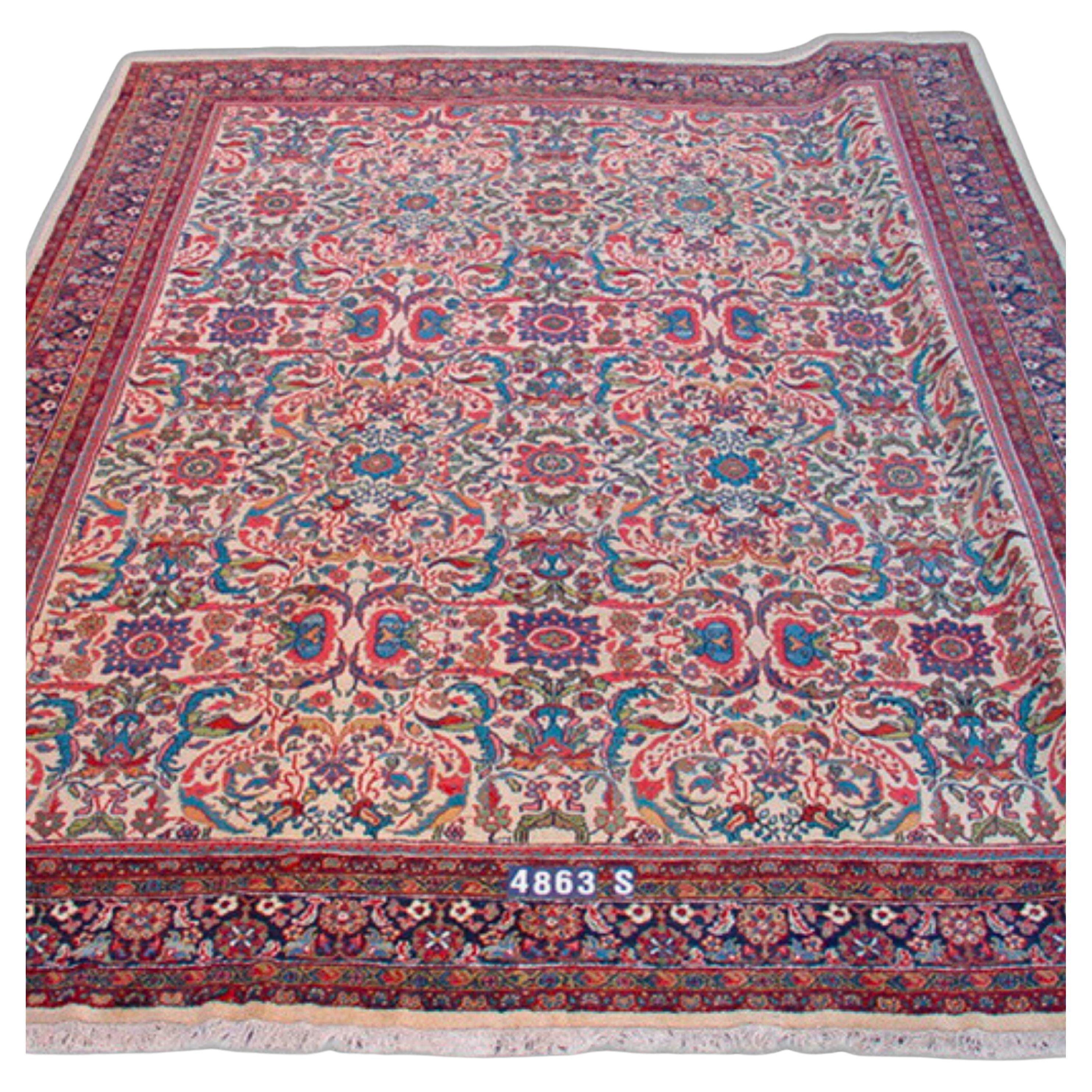 Antique Large Persian Sultanabad Rug, Early 20th Century