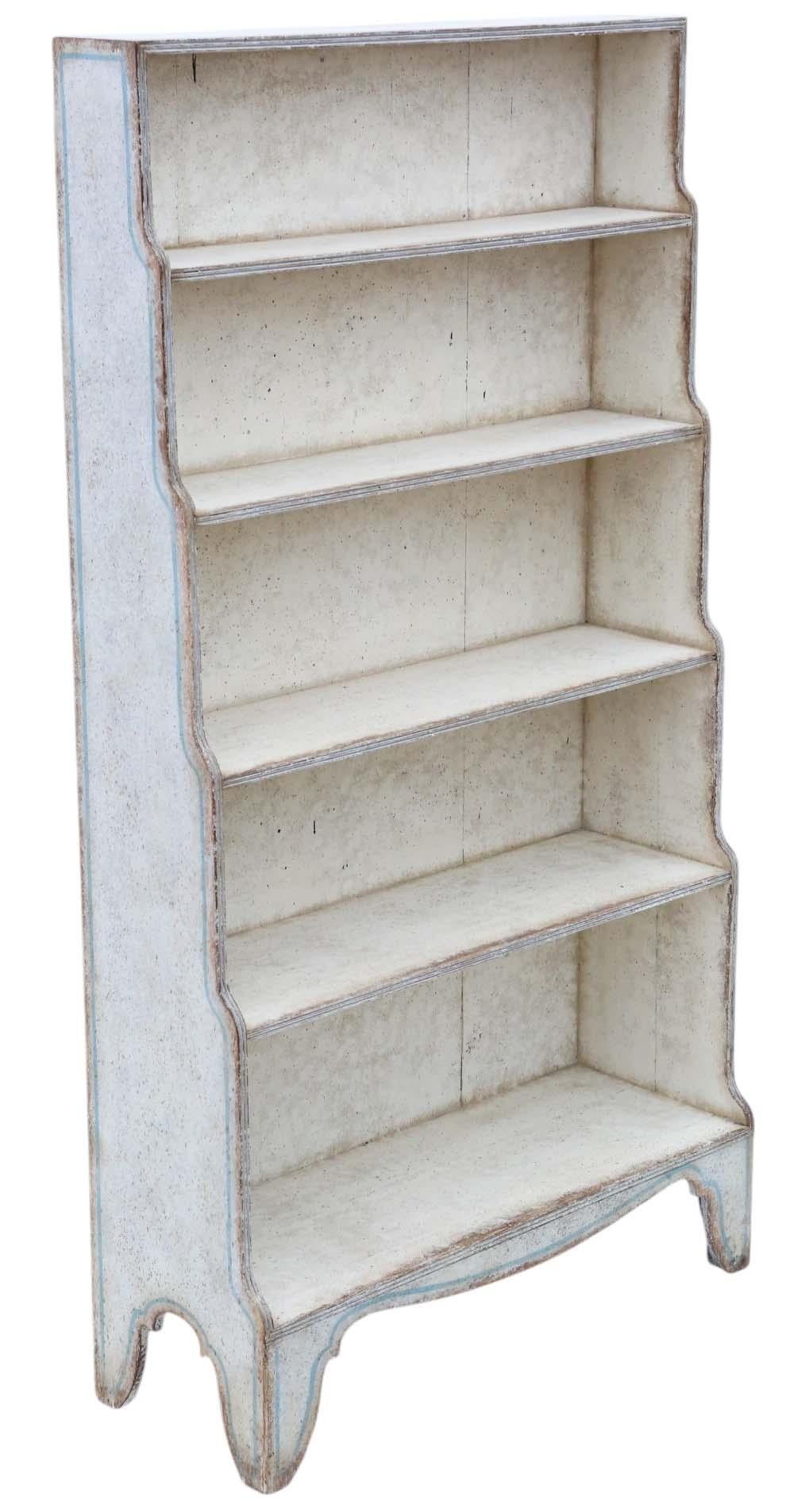 Antique Large Quality C1900 Painted Oak Waterfall Bookcase with Shelves. A rare decorative find.

This bookcase exudes lovely quality and is rich in age, charm, and character with its simple, clean design.

Solid and sturdy, with no loose joints or