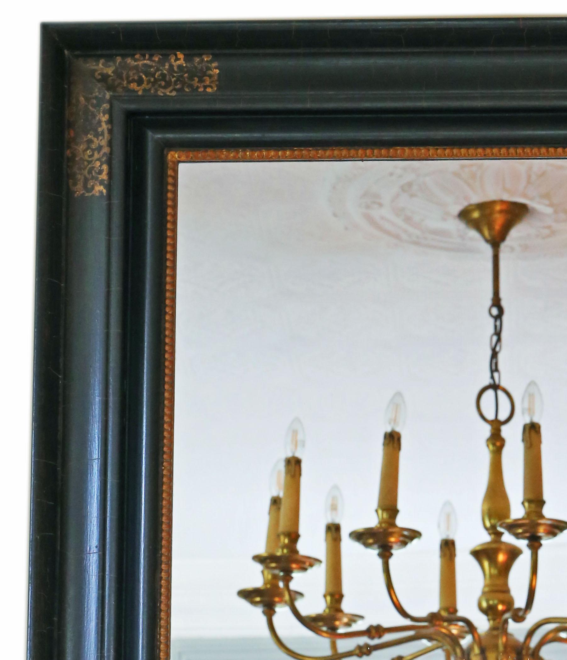 Antique Large Quality Decorative Ebonized and Gilt Overmantle Wall Mirror, C1900 In Good Condition For Sale In Wisbech, Cambridgeshire
