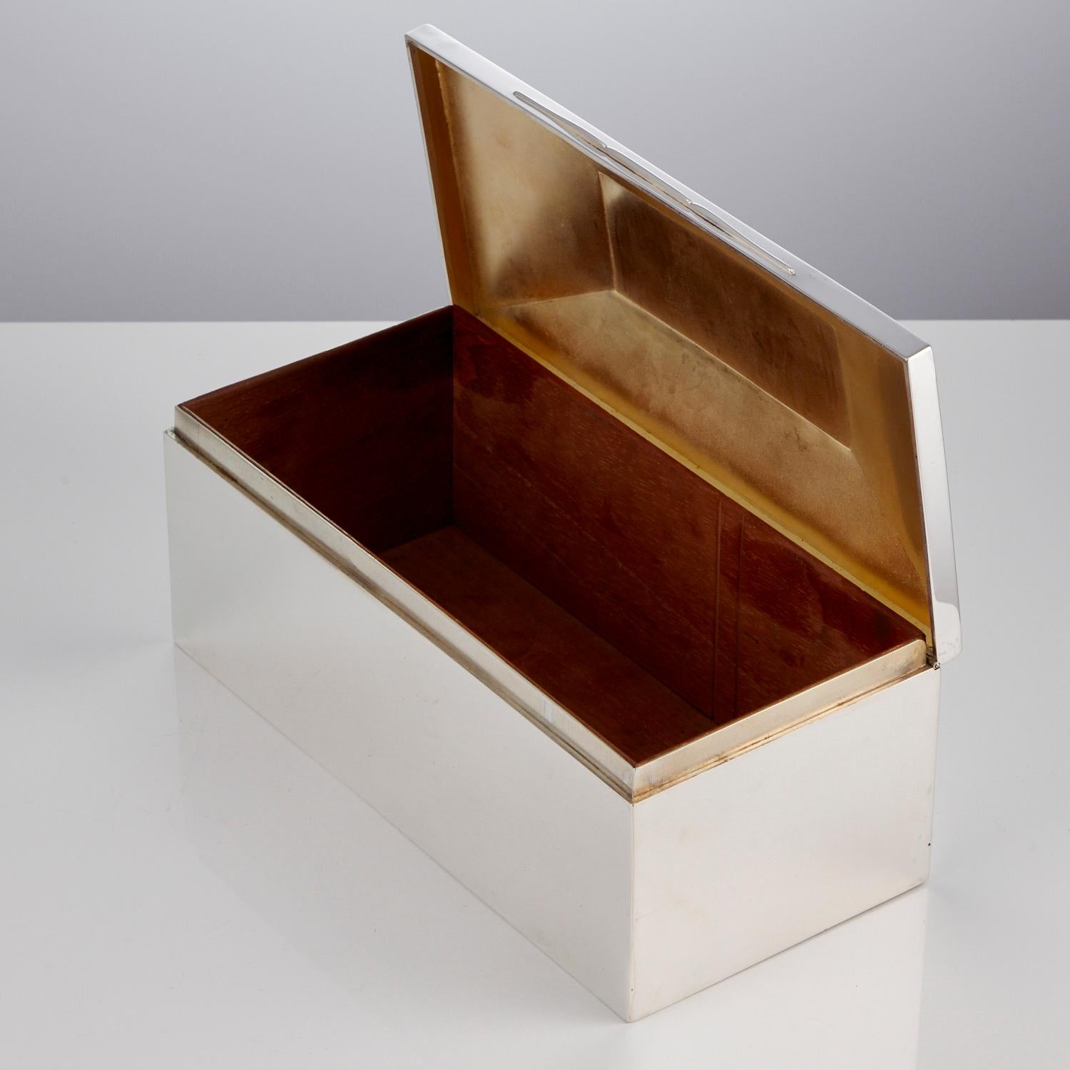 Caja para puros antigua de plata grande Londres 1897 por George Heath en Excelente estado para la venta en London, GB
