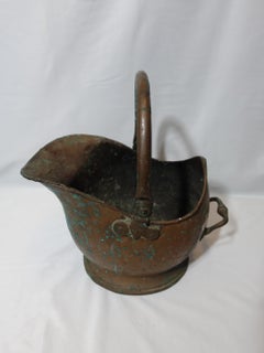 Antique Large Solid Hand Hammered Copper Coal Scuttle With Handle, 19th Century