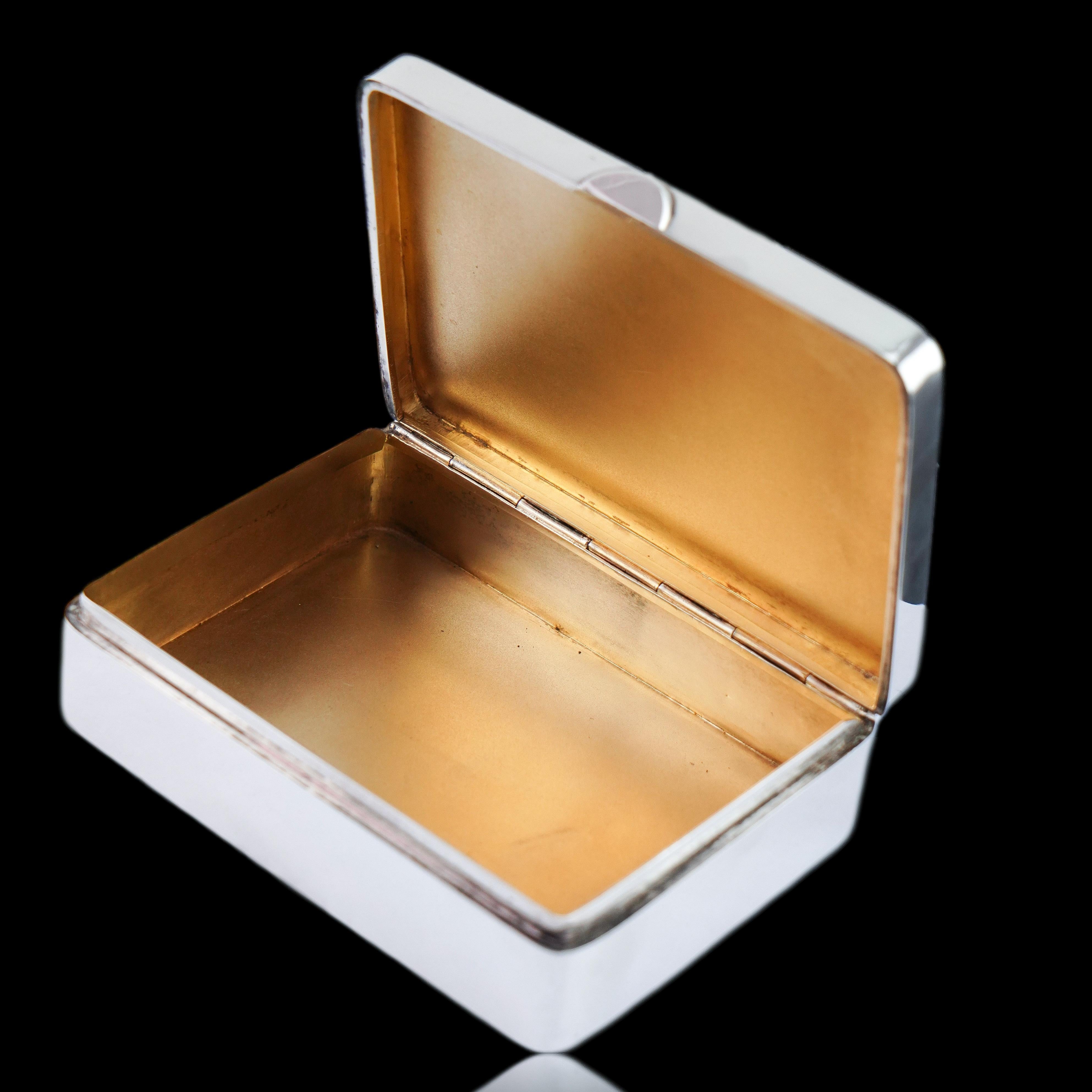 Antike große massive Silber-Emaille-Box Guilloche und Rose Design - 1904 (20. Jahrhundert) im Angebot