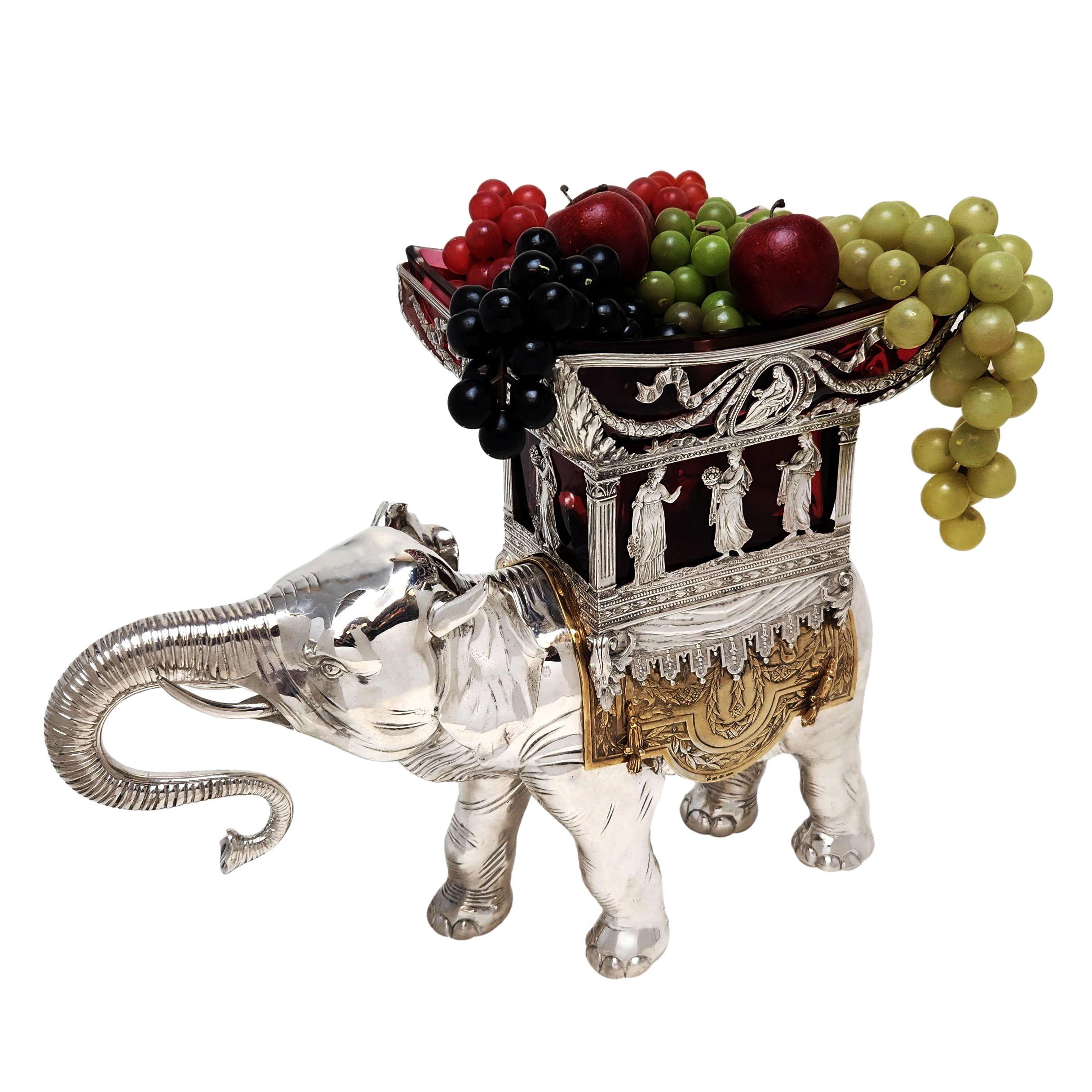 Antique Large Solid Silver, Gilt & Glass Elephant Centrepiece Bowl, circa 1890 In Good Condition For Sale In London, GB