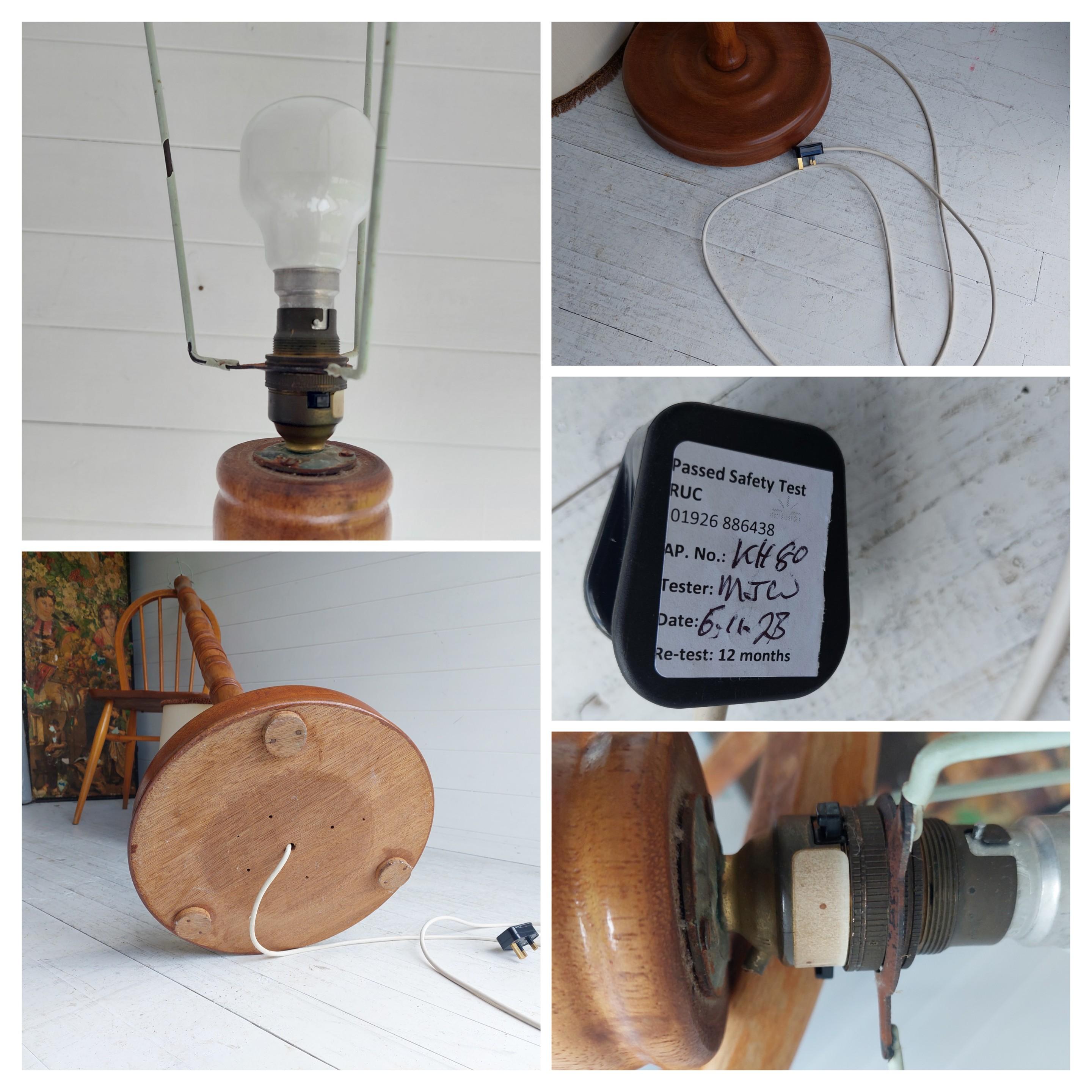 Antique lampadaire standard tourné en chêne avec abat-jour, années 30 en vente 11