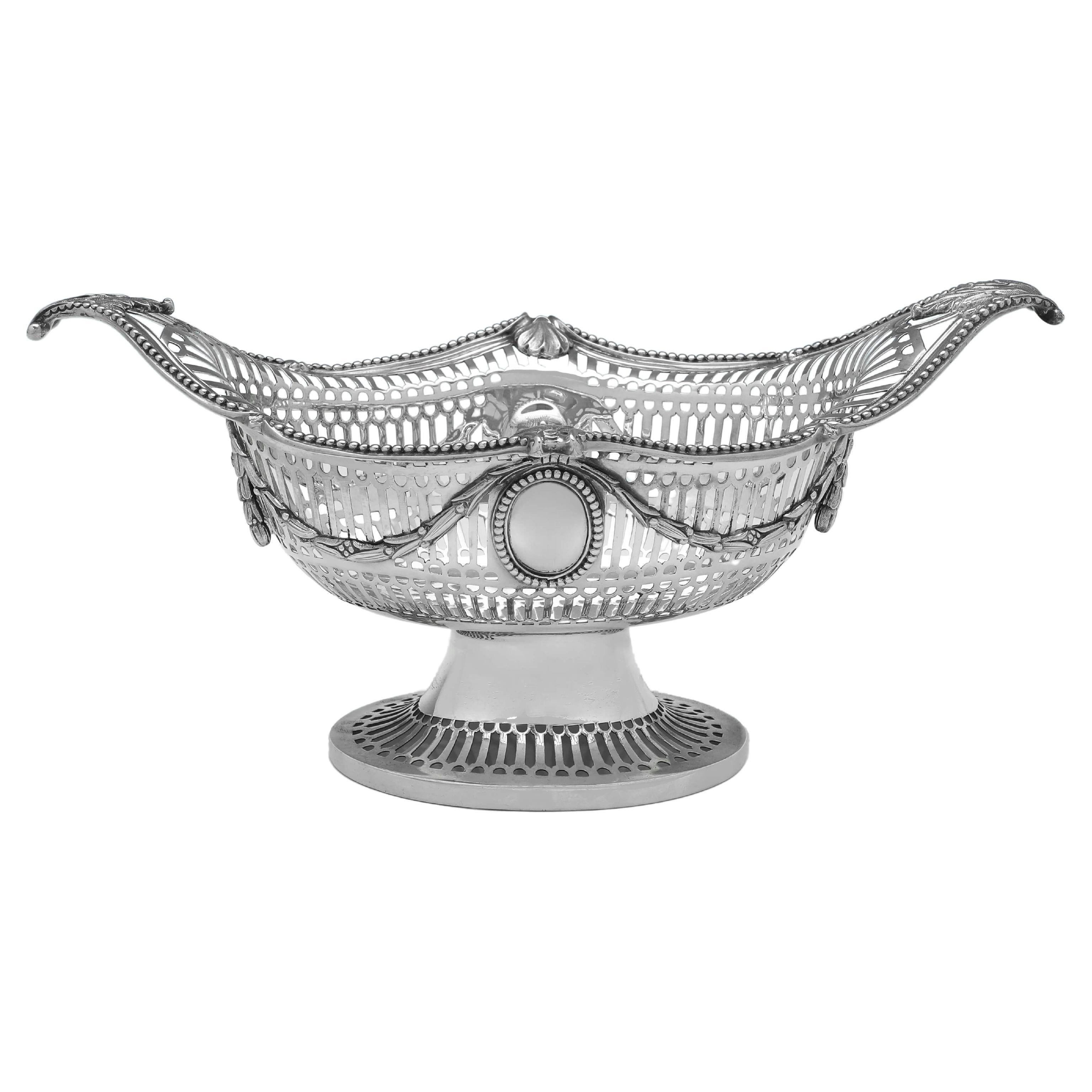 Antiguo plato de centro de mesa grande de plata de ley - Matriculado en 1918