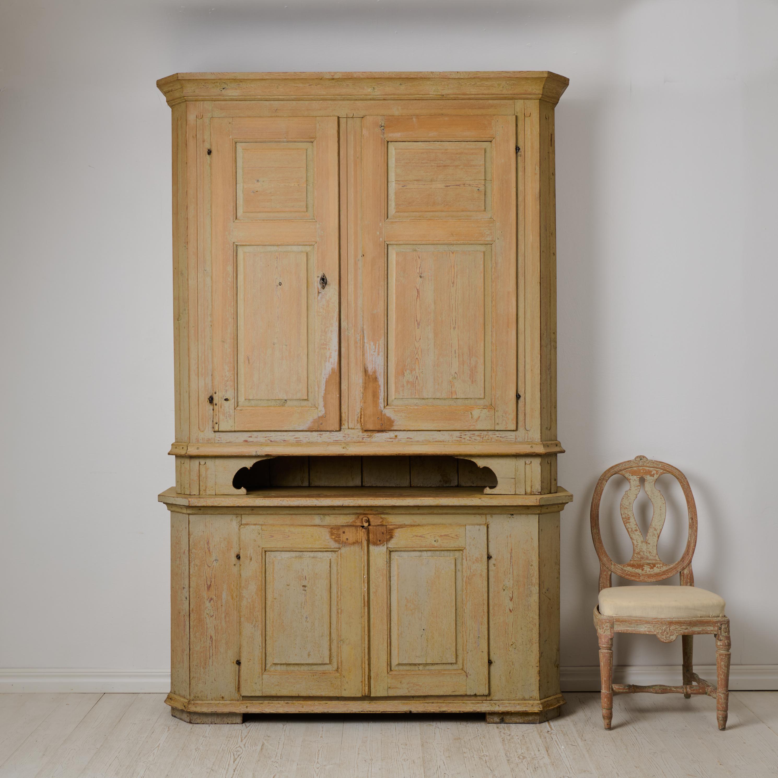 Gustavian Cabinets - 70 For Sale at 1stDibs | gustavian cupboard