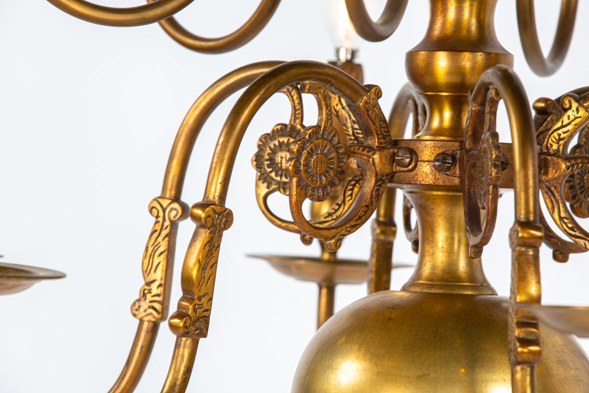 Antique large Tall 2-Tier Patinated Brass Dutch  12 Light Chandelier In Good Condition For Sale In Casteren, NL