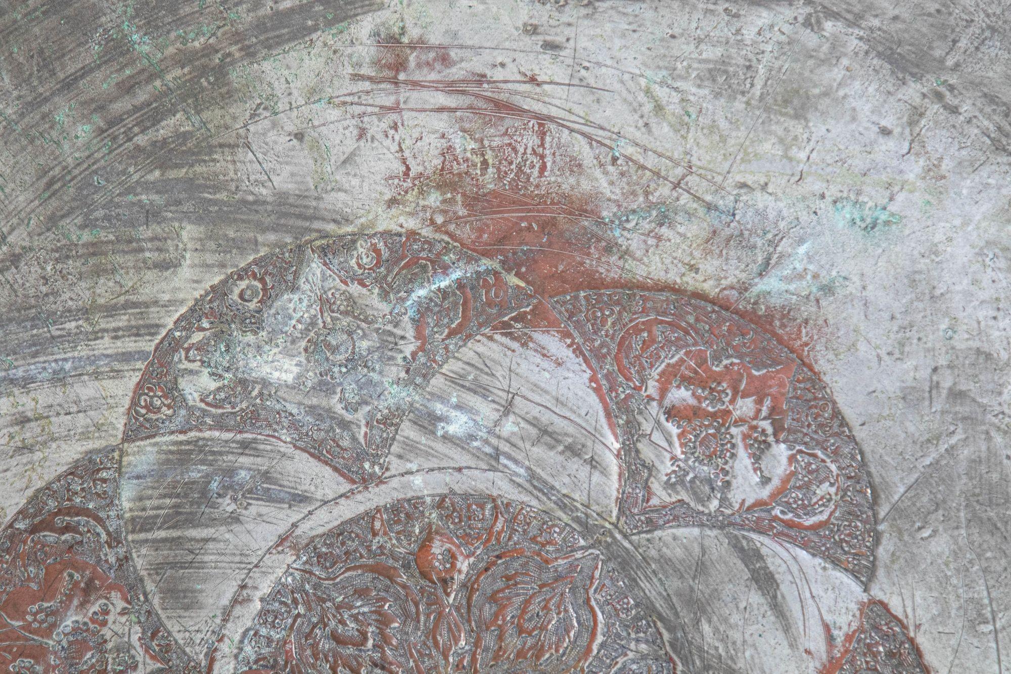 Métal Grand plateau circulaire turc ottoman ancien en cuivre teinté en vente