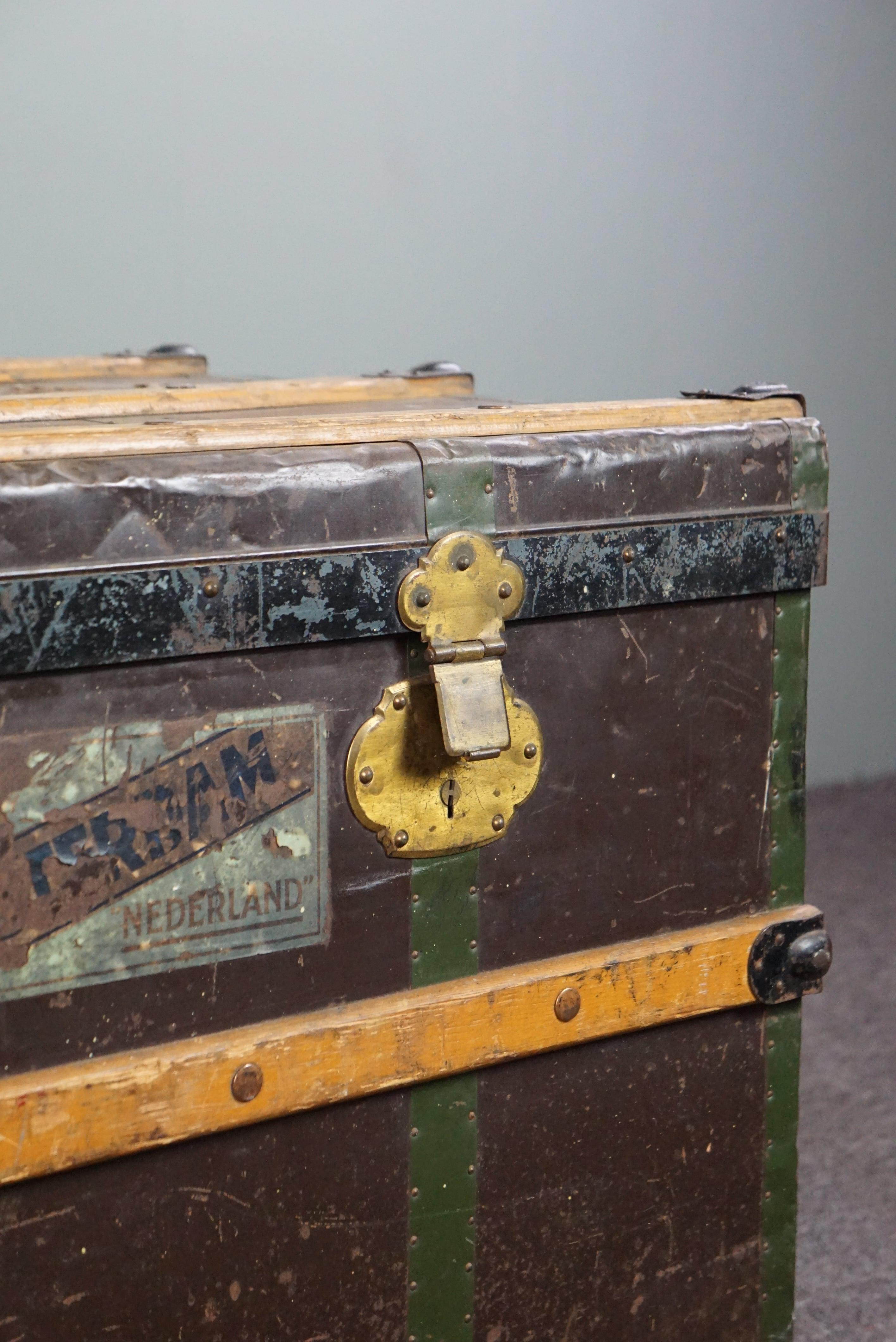 Antique large travel suitcase with fantastic colors and original labels. For Sale 4